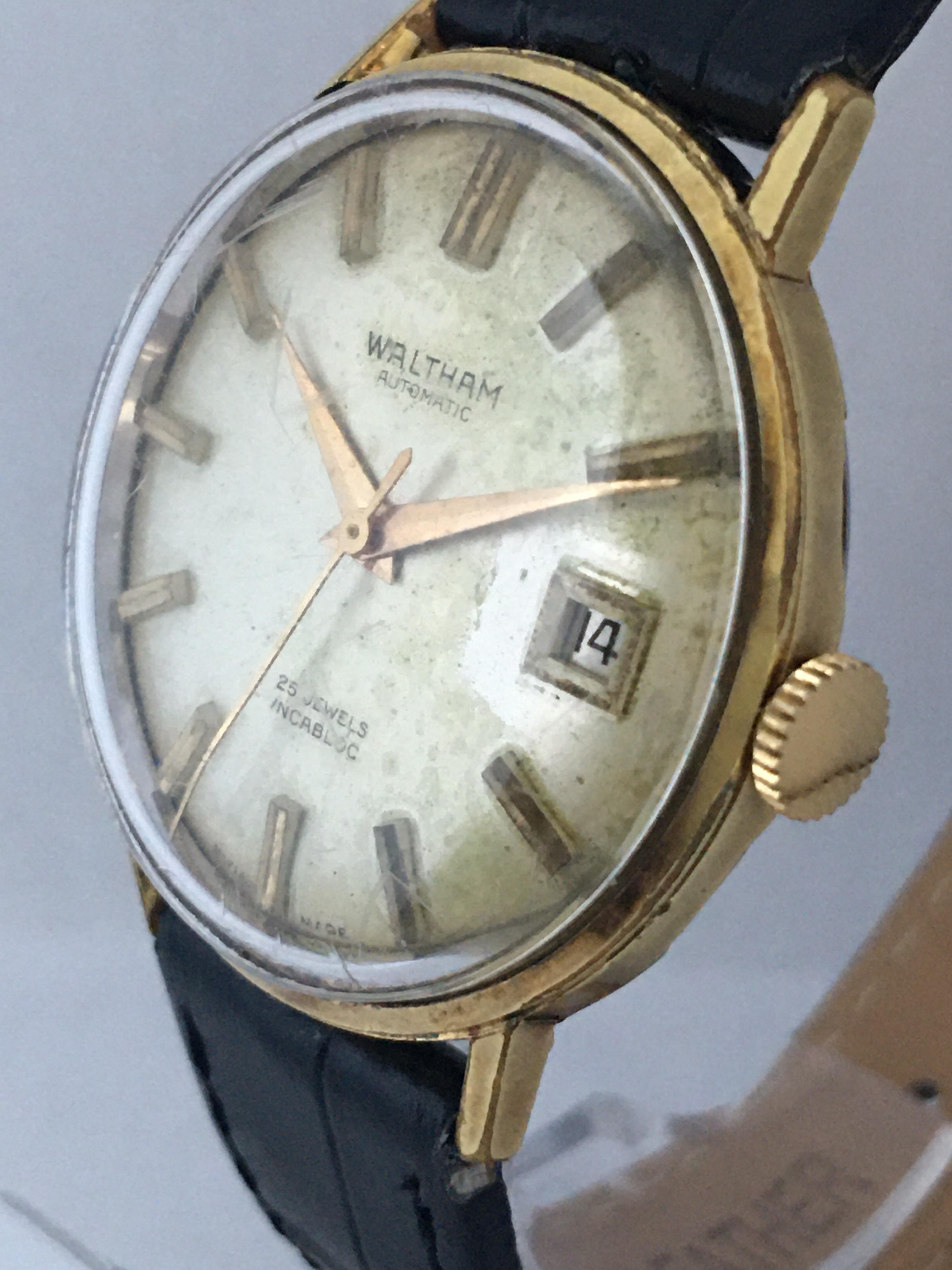 Vintage 1960s Gold-Plated and Stainless Steel Back Waltham Automatic Watch For Sale 3
