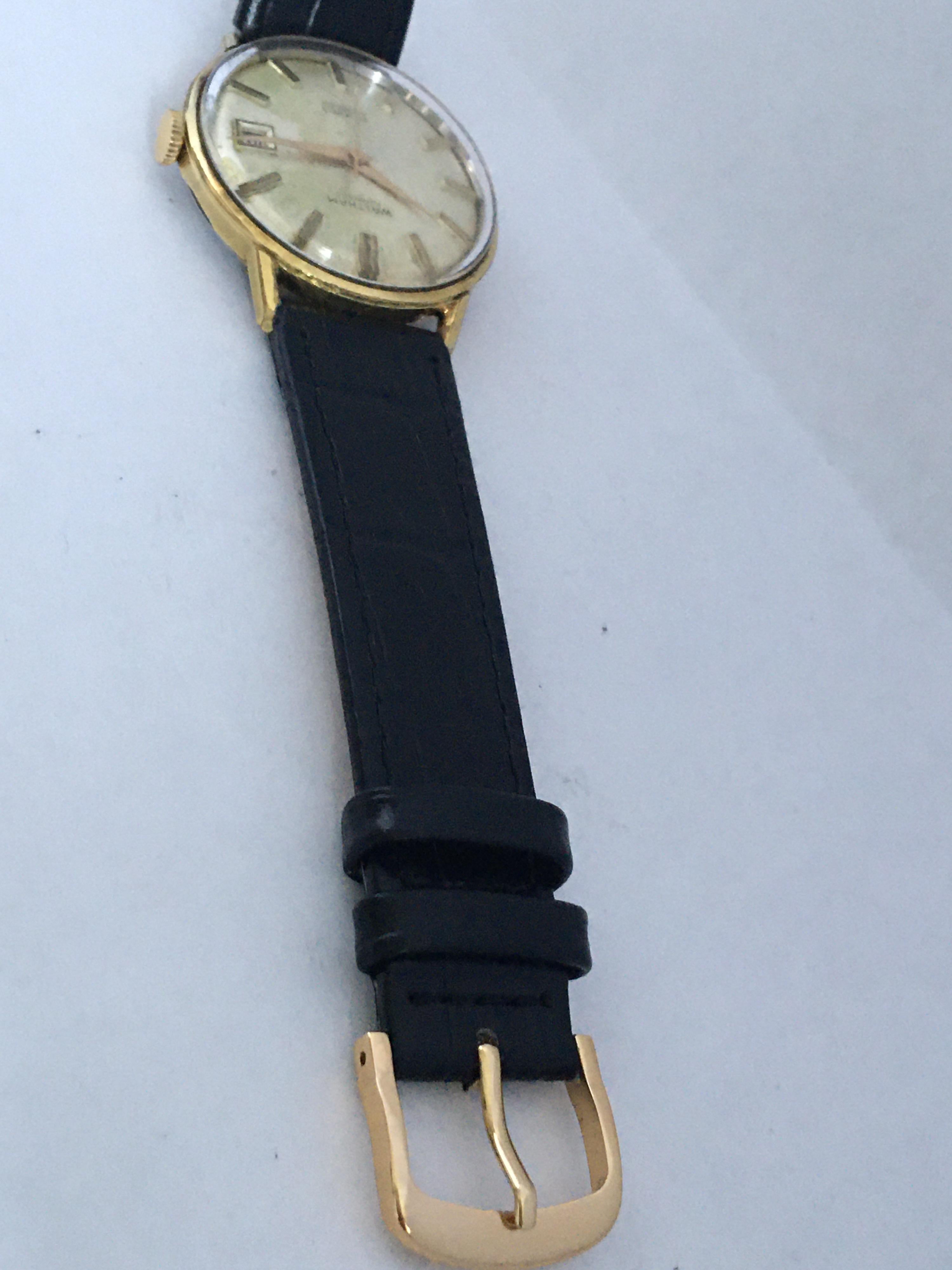 Vintage 1960s Gold-Plated and Stainless Steel Back Waltham Automatic Watch For Sale 2