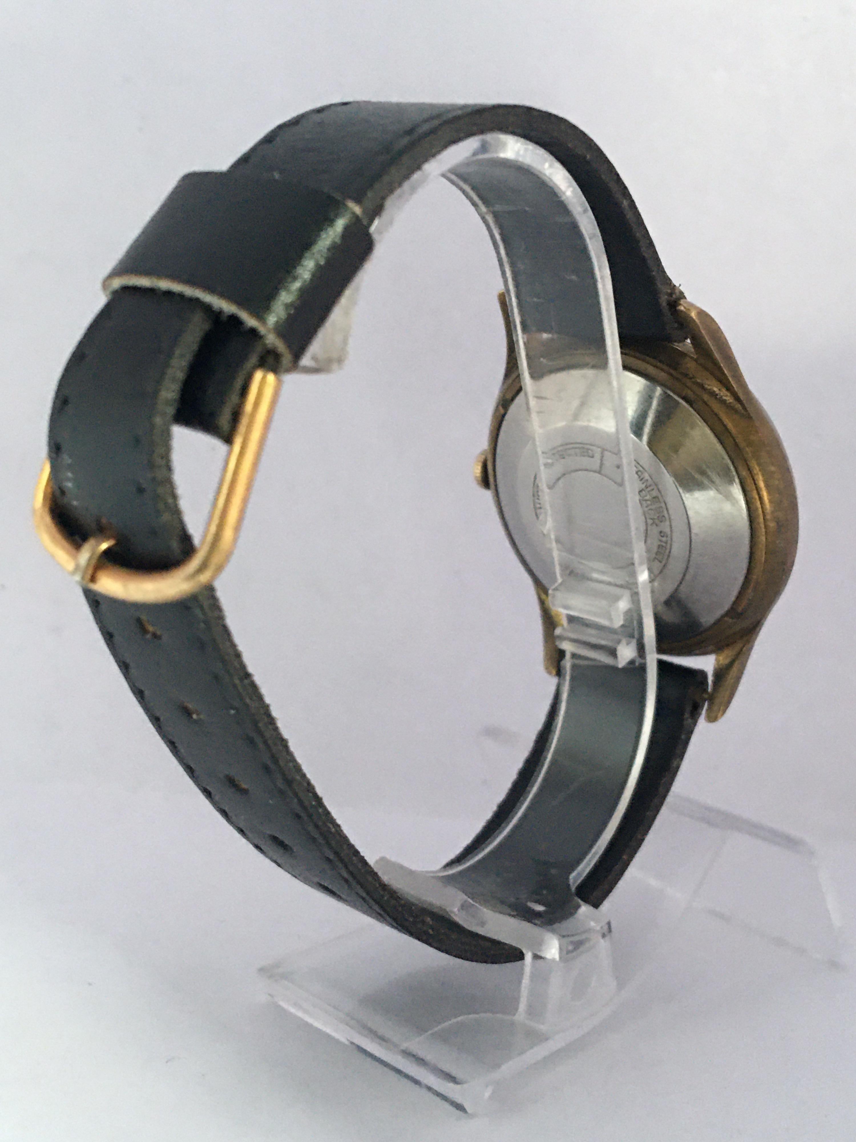 Vintage 1960s Gold-Plated and Stainless Steel Back 25Jewels Automatic Wristwatch In Good Condition For Sale In Carlisle, GB