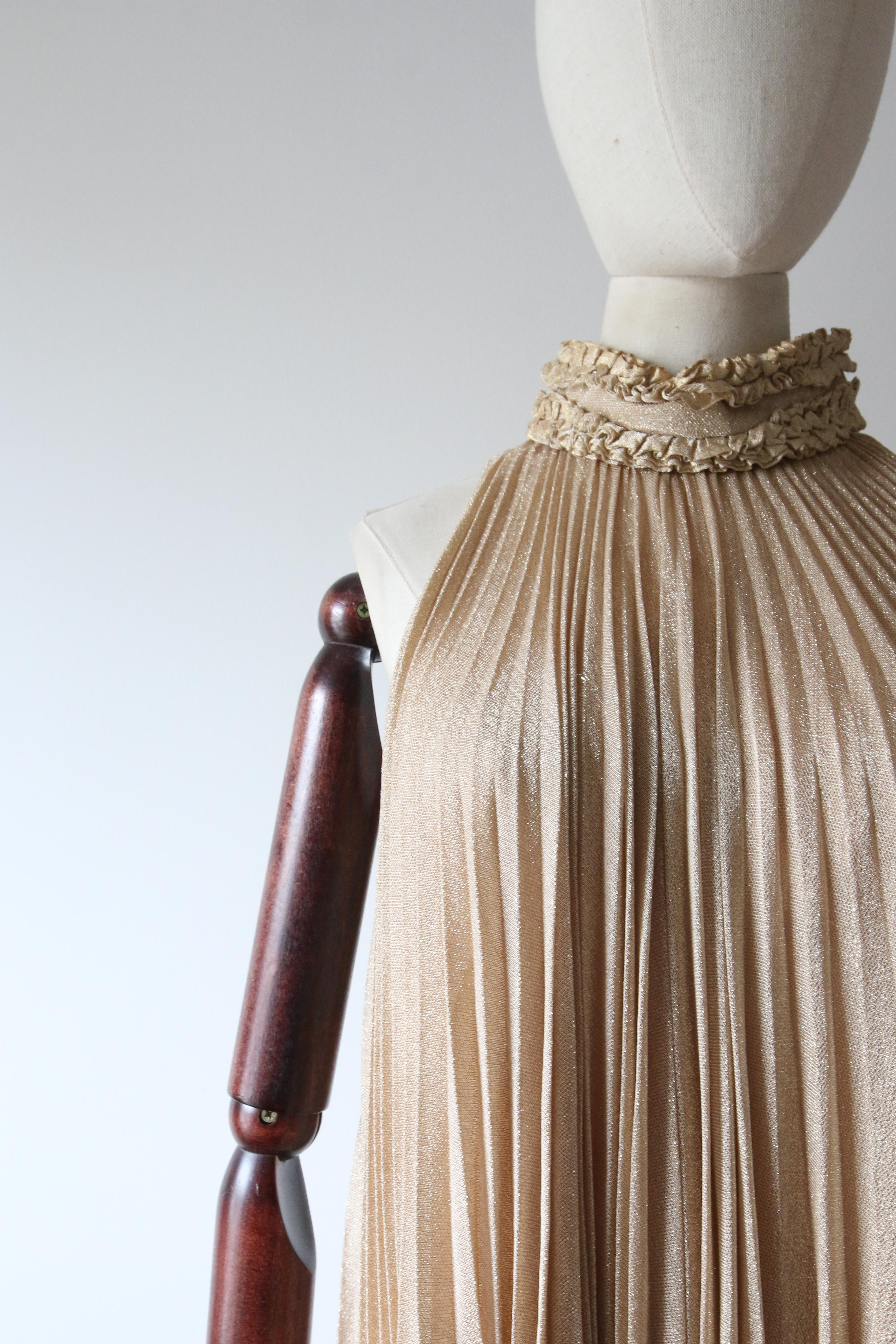 Vestido de lúrex plisado dorado vintage de los años 60 con pliegues en acordeón Vestido de línea A UK 8 US 4 Marrón en venta