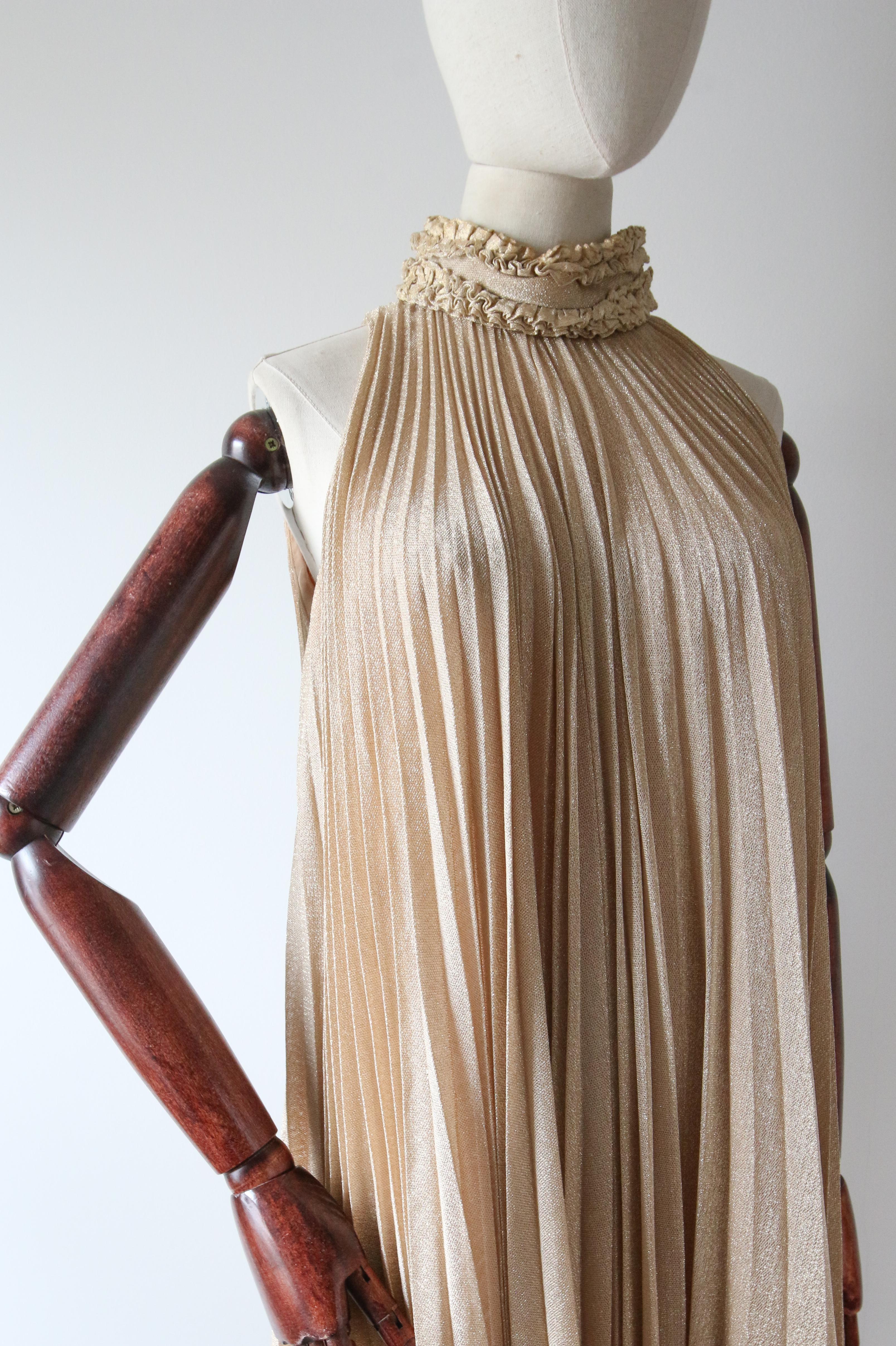 De las mujeres Vestido de lúrex plisado dorado vintage de los años 60 con pliegues en acordeón Vestido de línea A UK 8 US 4 en venta