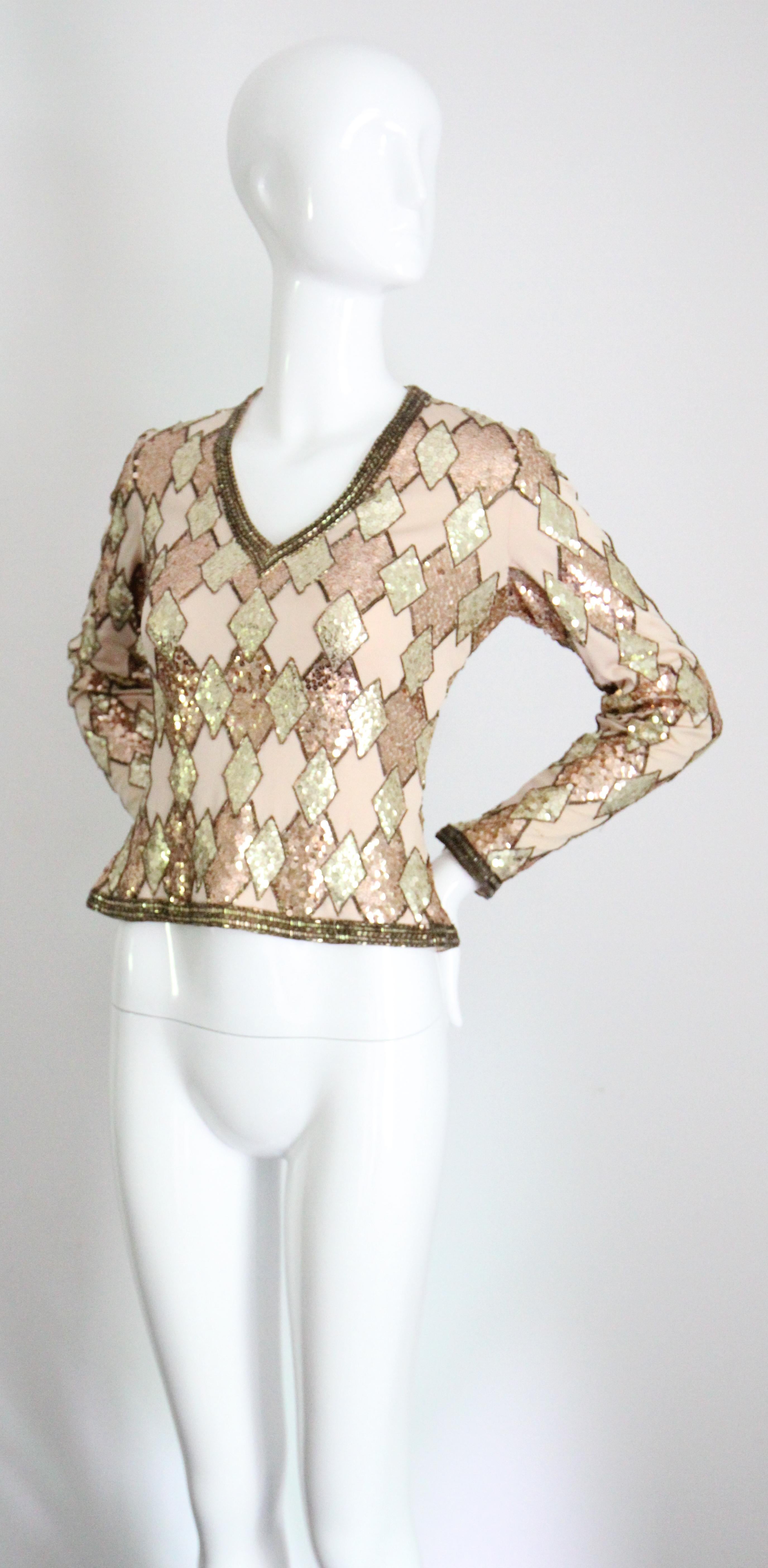 Vintage 1960s gold sequin beaded blouse 1960s jersey beaded top UK 8 US 4 in vendita 1