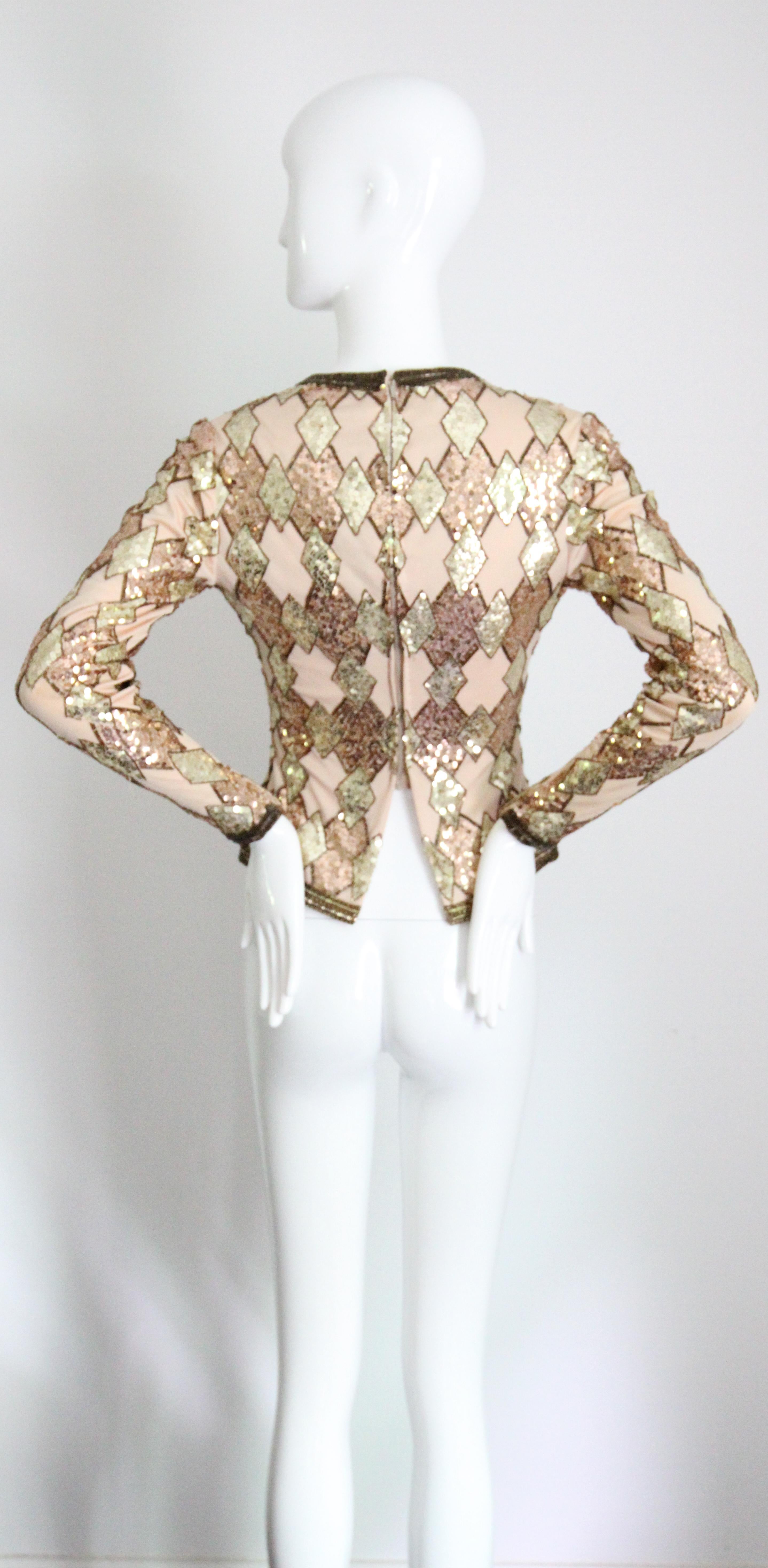 Vintage 1960s gold sequin beaded blouse 1960s jersey beaded top UK 8 US 4 in vendita 3