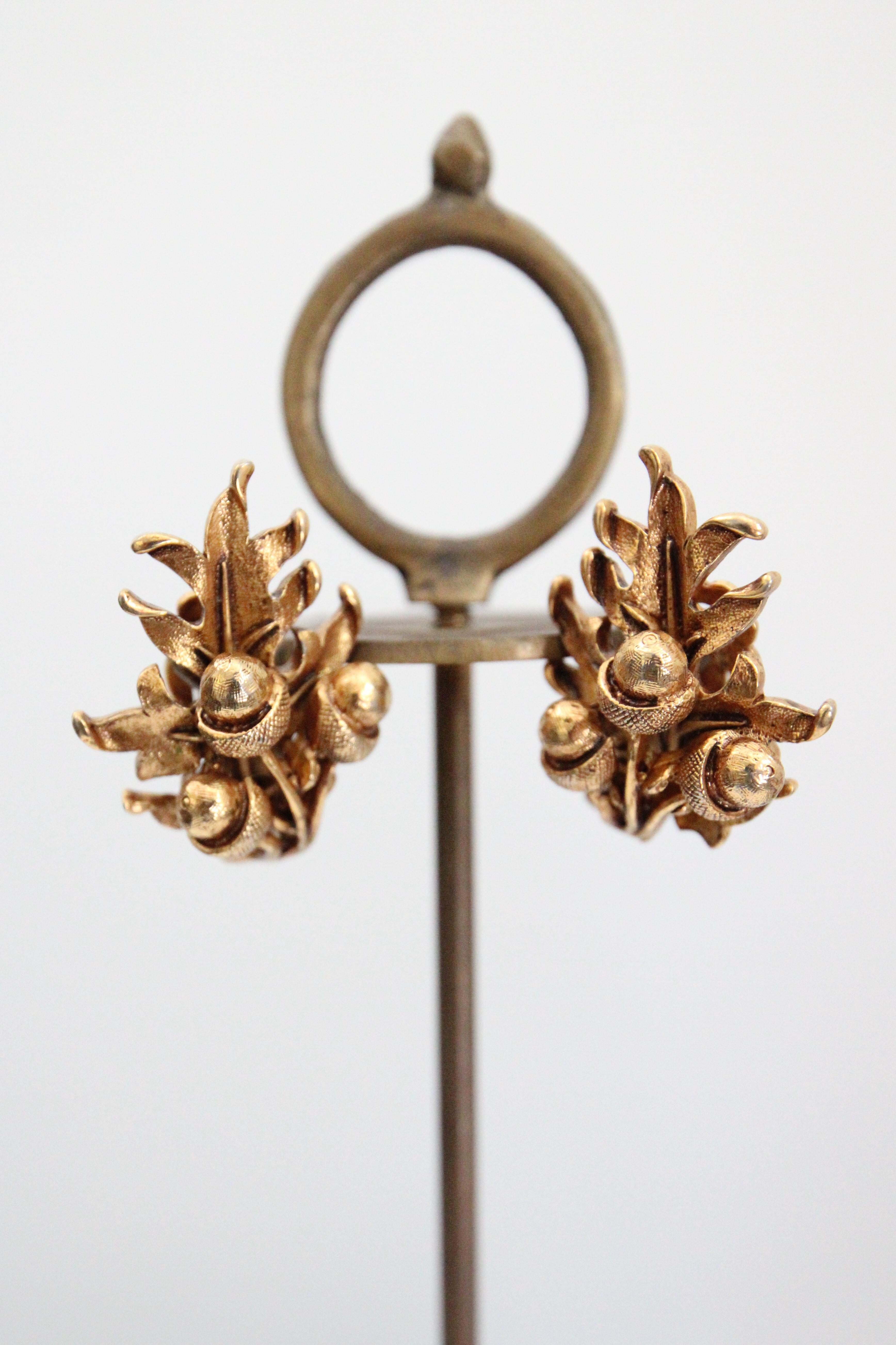 Vintage 1960's goldene Eichel Clip auf Ohrringe 1960s Eichel Schmuck Ohrringe im Angebot 2
