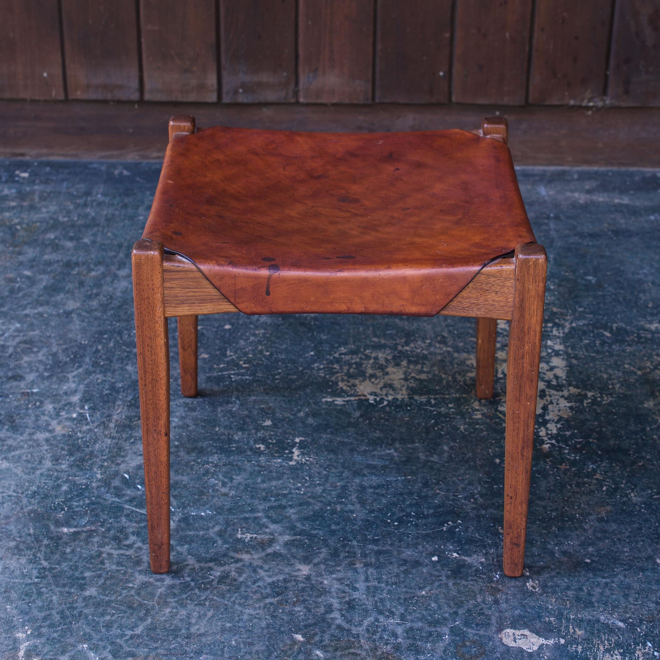 Vintage 1960s Gordon Keeler Leder Nussbaum Hocker Mid-Century American Modernism im Angebot 1