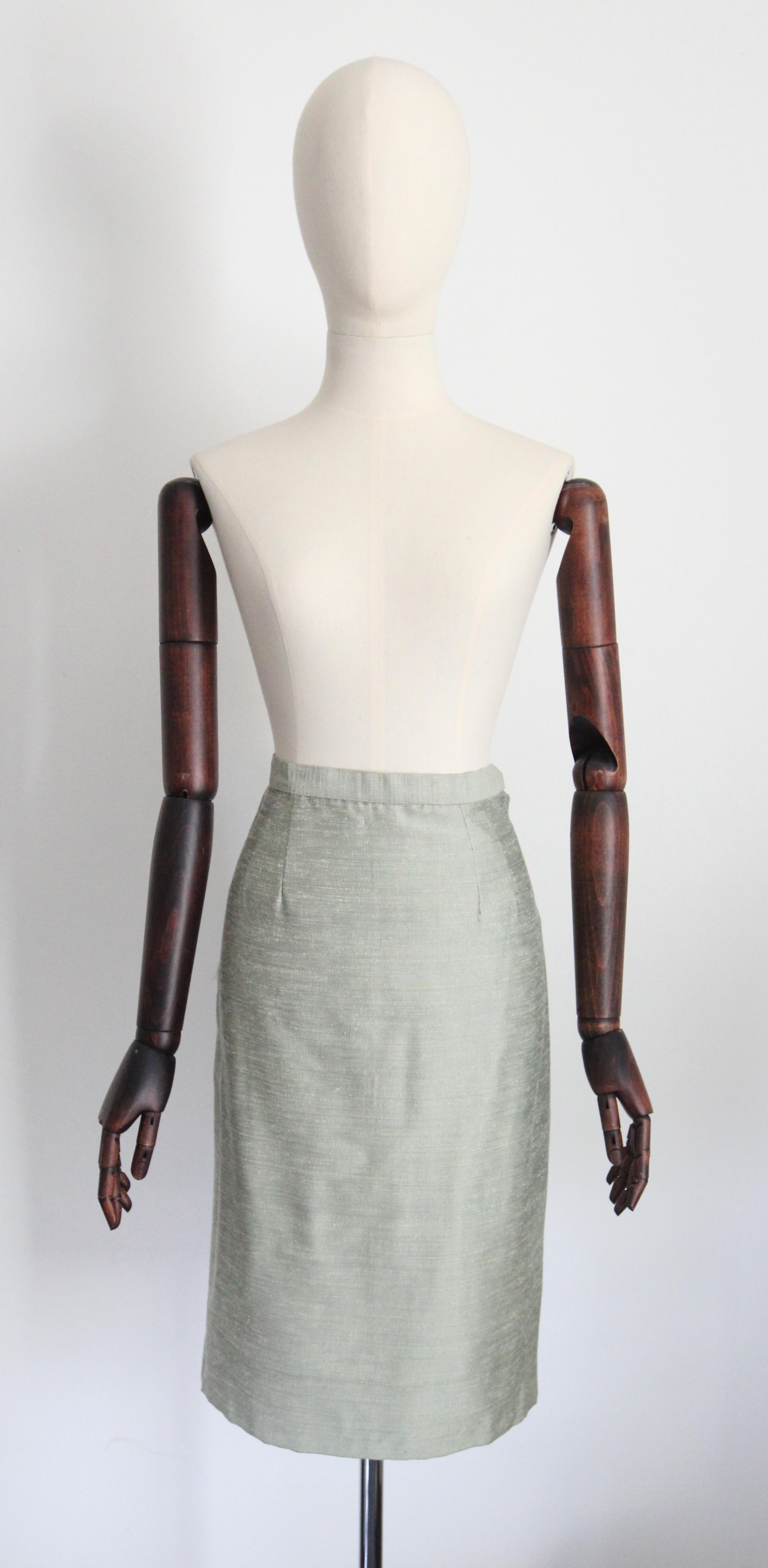 Vintage 1960's Green Sage Silk Skirt Suit Vintage 1960's Suit UK 8-10 US 4-6 For Sale 5