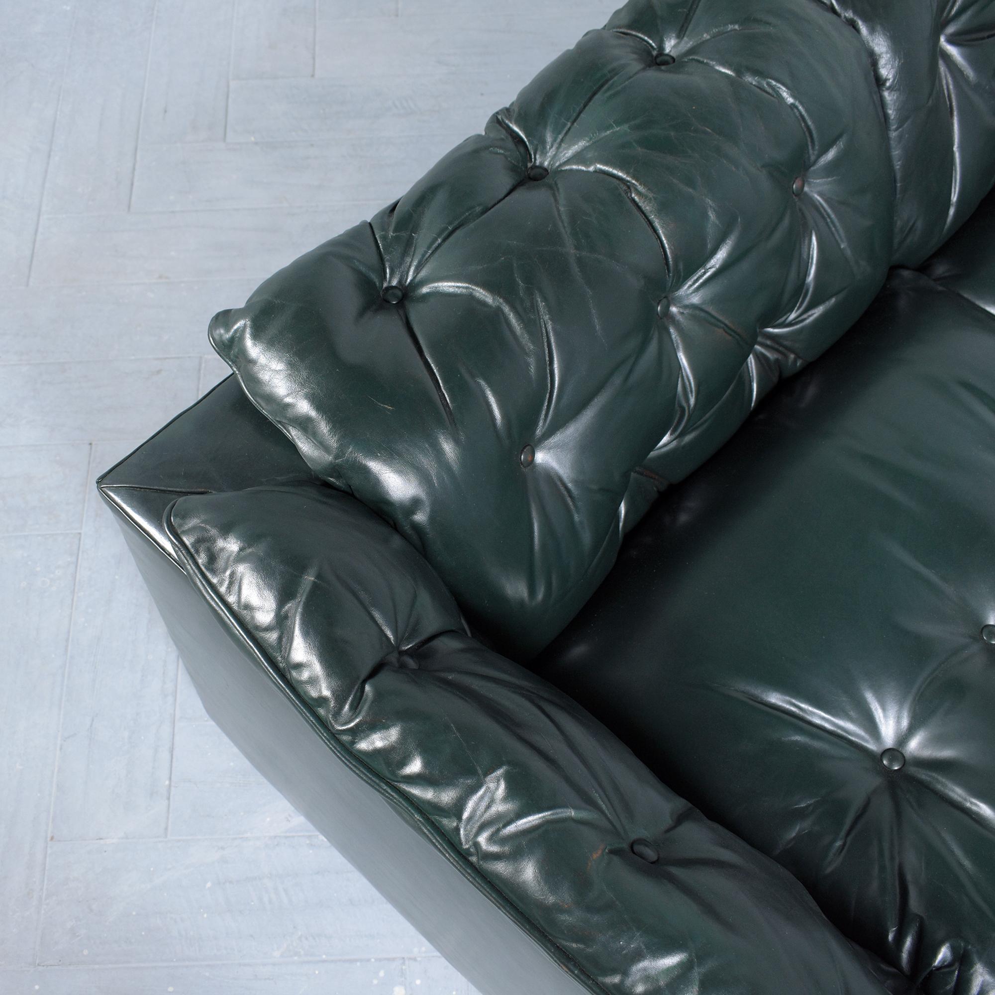 1960s Vintage Emerald Green Tufted Chesterfield Leather Sofa 7