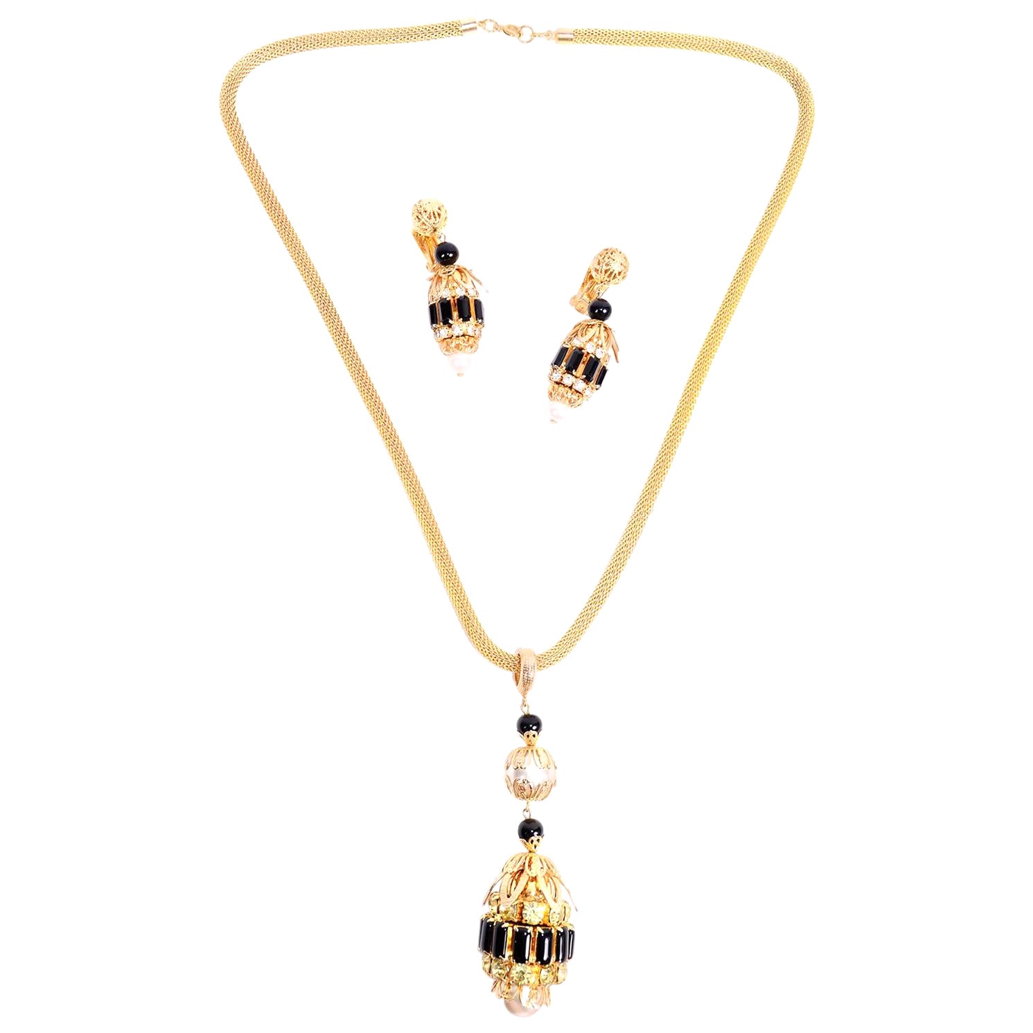 Vintage 1960s Hattie Carnegie Necklace 
Earrings W Rhinestones Onyx 
Pearls For Sale