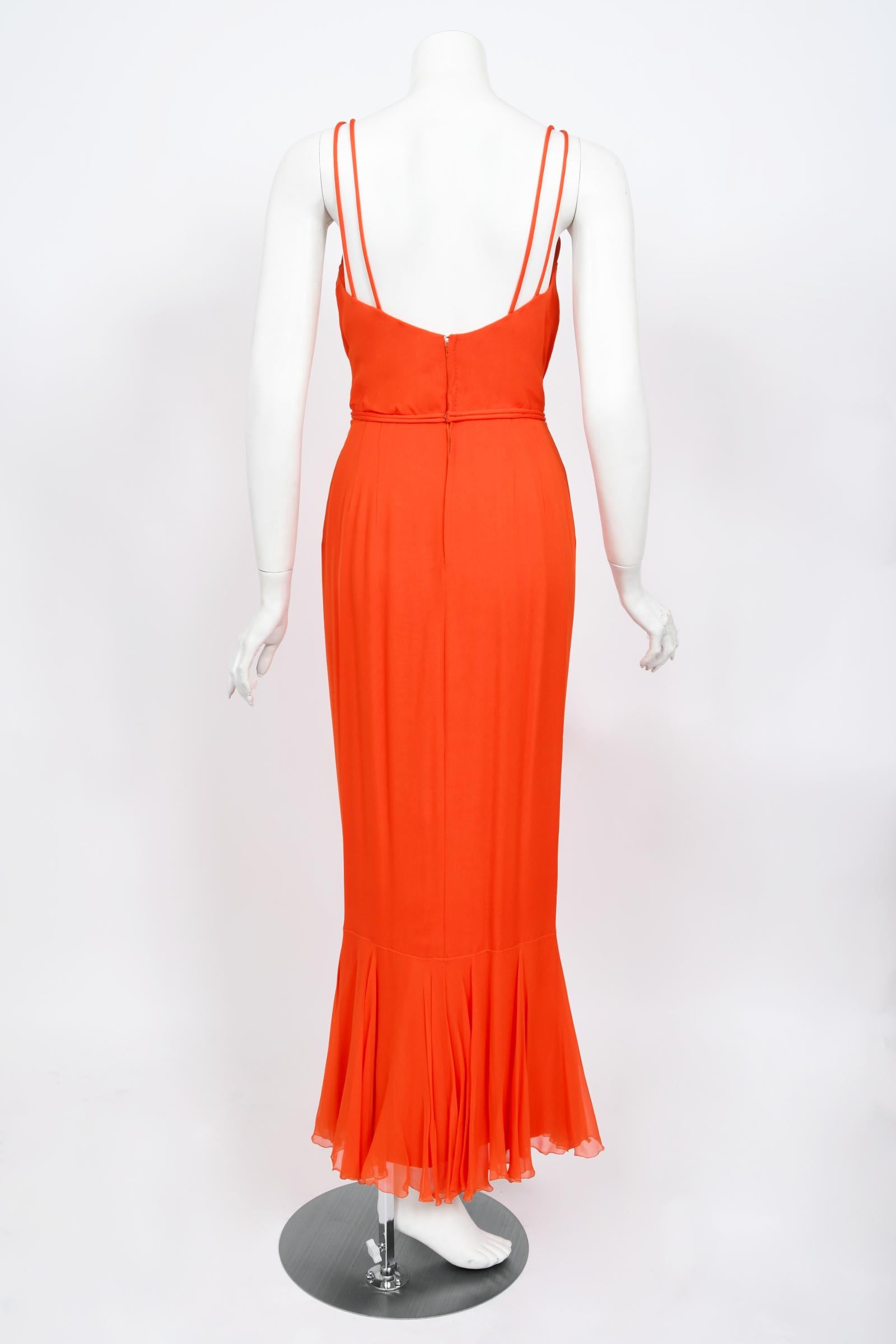 Helen Rose Couture - Ensemble vintage robe à volants en mousseline de soie orange avec sablier, années 1960  en vente 7