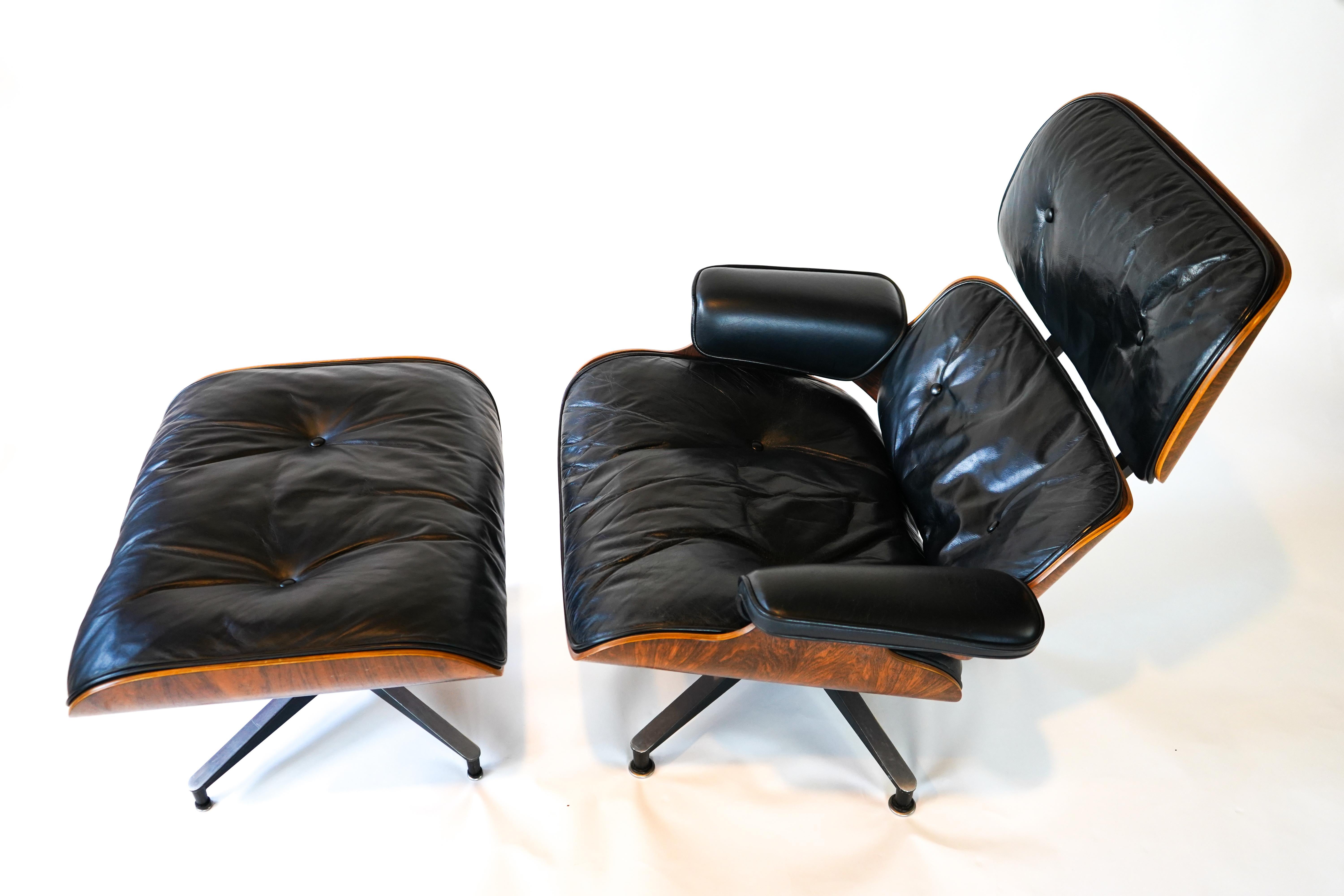 Fauteuil de salon et repose-pieds Eames vintage Herman Miller des années 1960 670 & 671 3