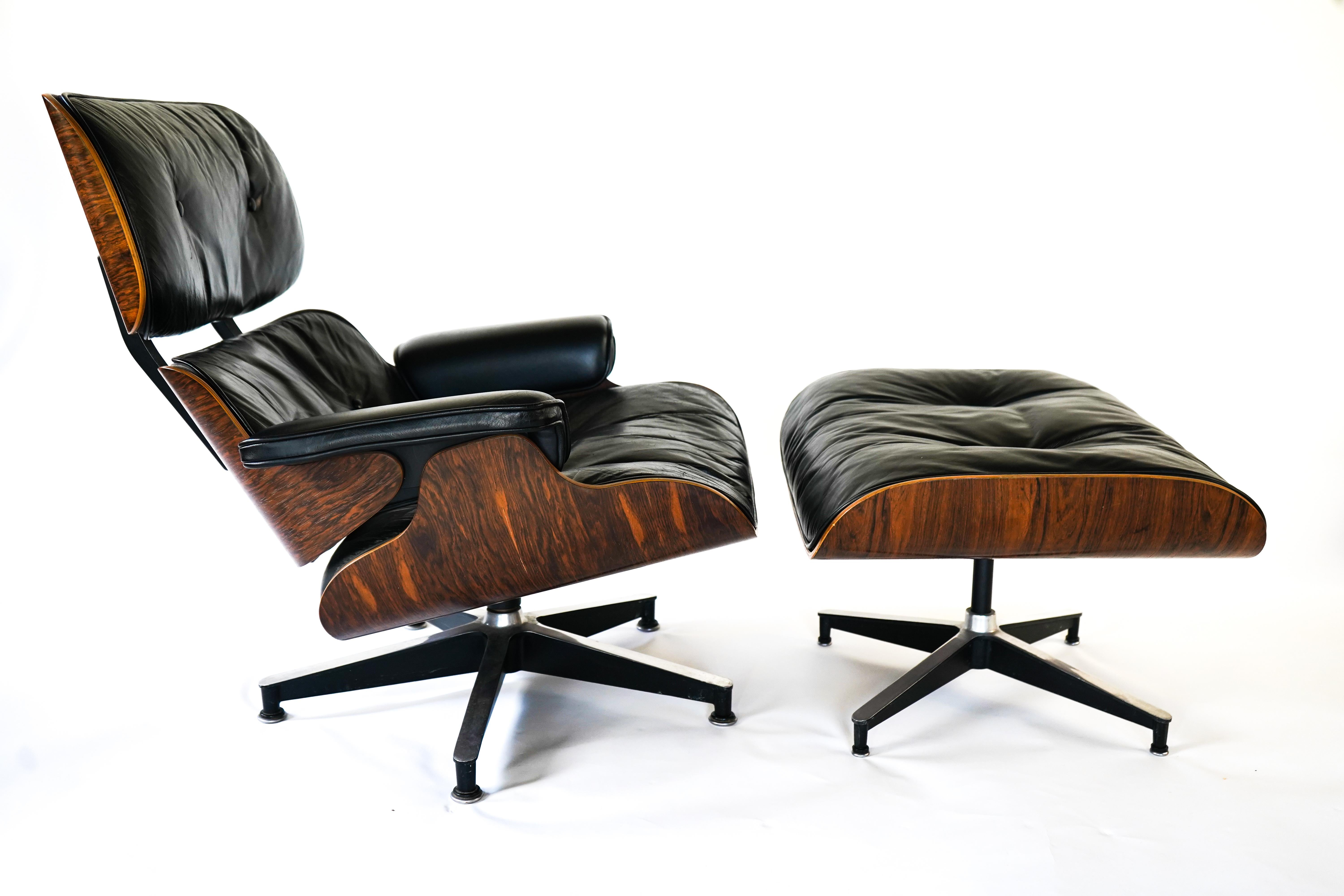 Mid-Century Modern Vintage 1960's Herman Miller Eames Lounge and Ottoman 670 & 671