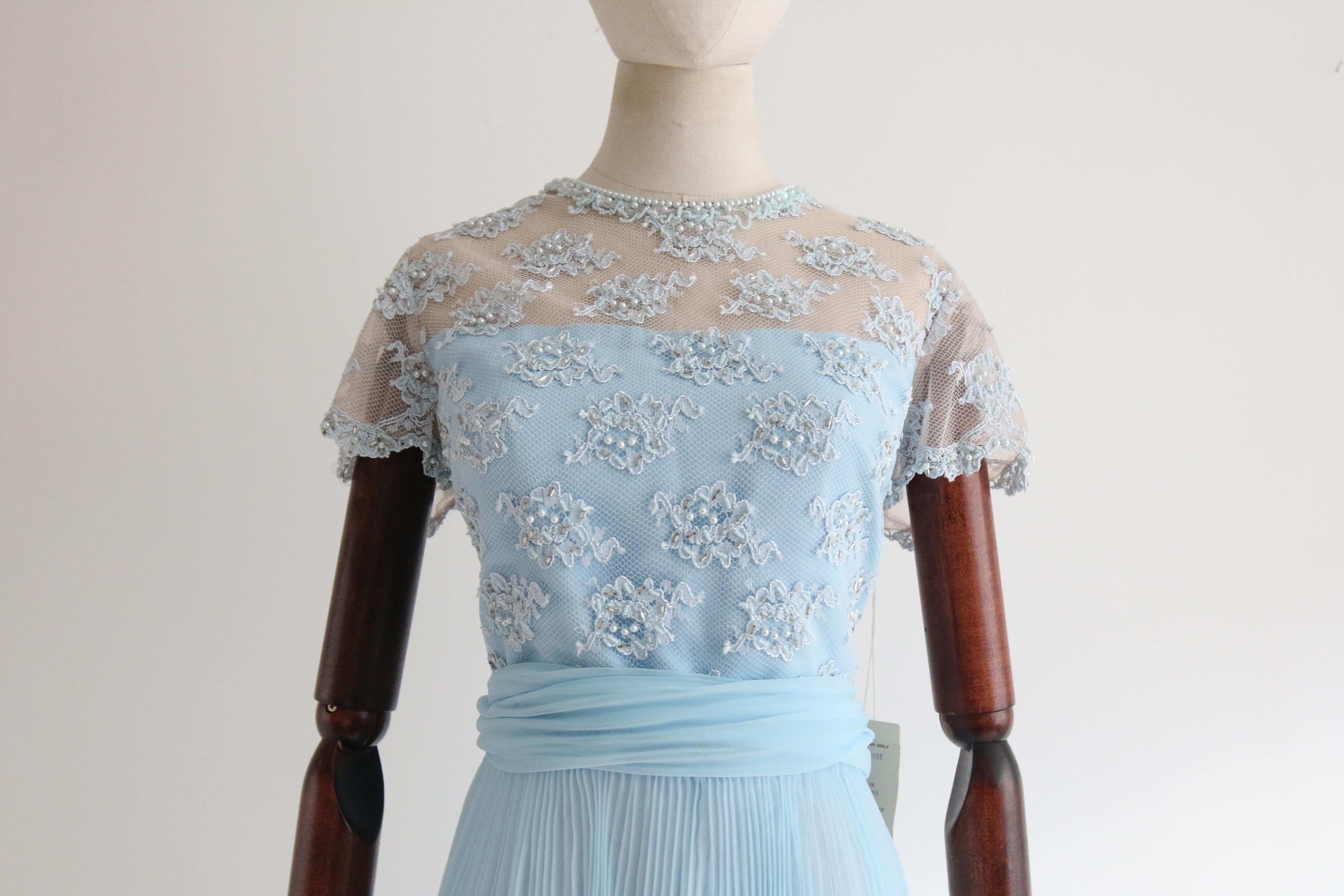 Women's Vintage 1960's Ice Blue Chiffon and Lace Pleated Dress UK 12 US 8 For Sale