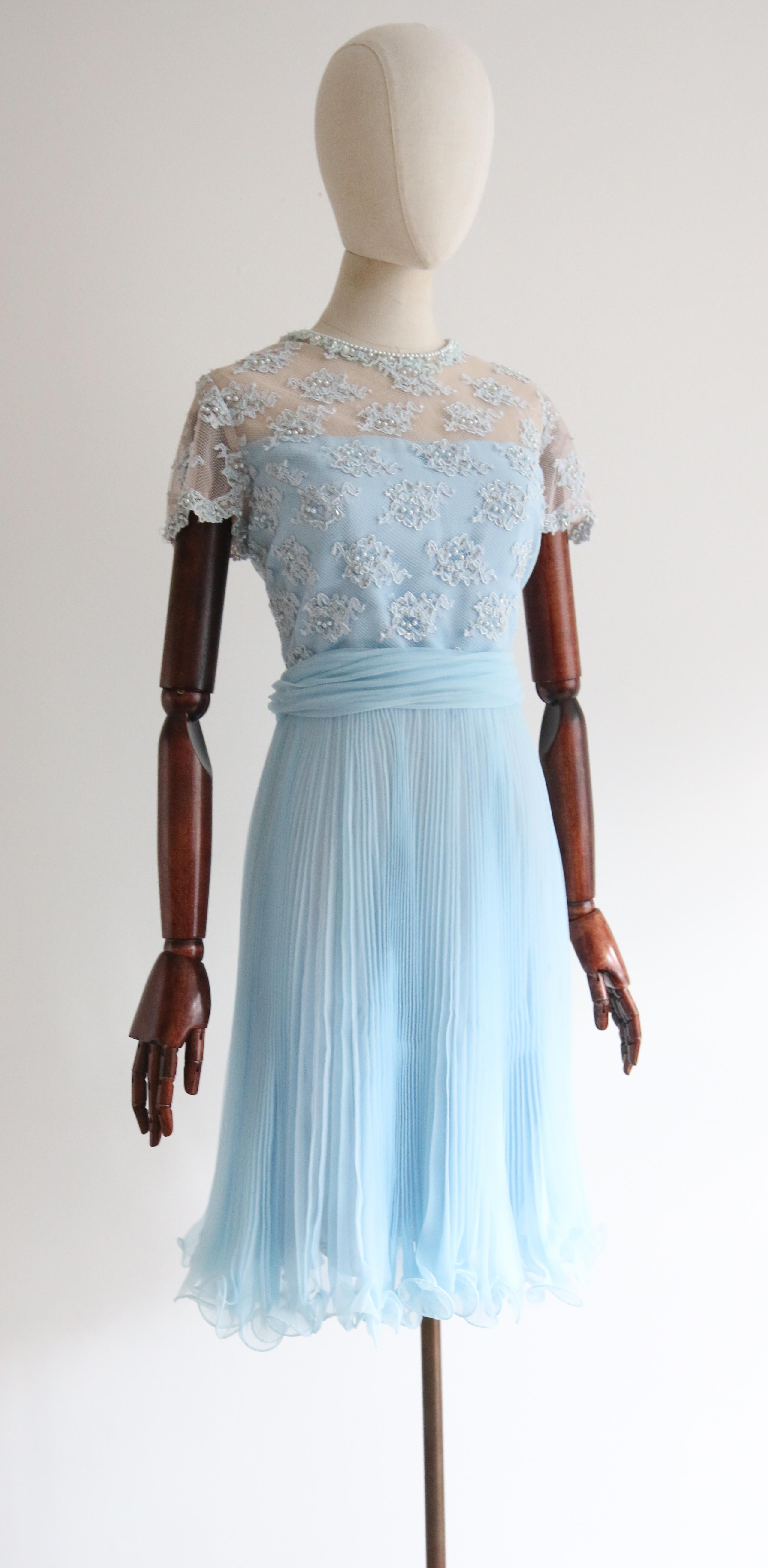 Vintage 1960's Ice Blue Chiffon and Lace Pleated Dress UK 12 US 8 For Sale 2