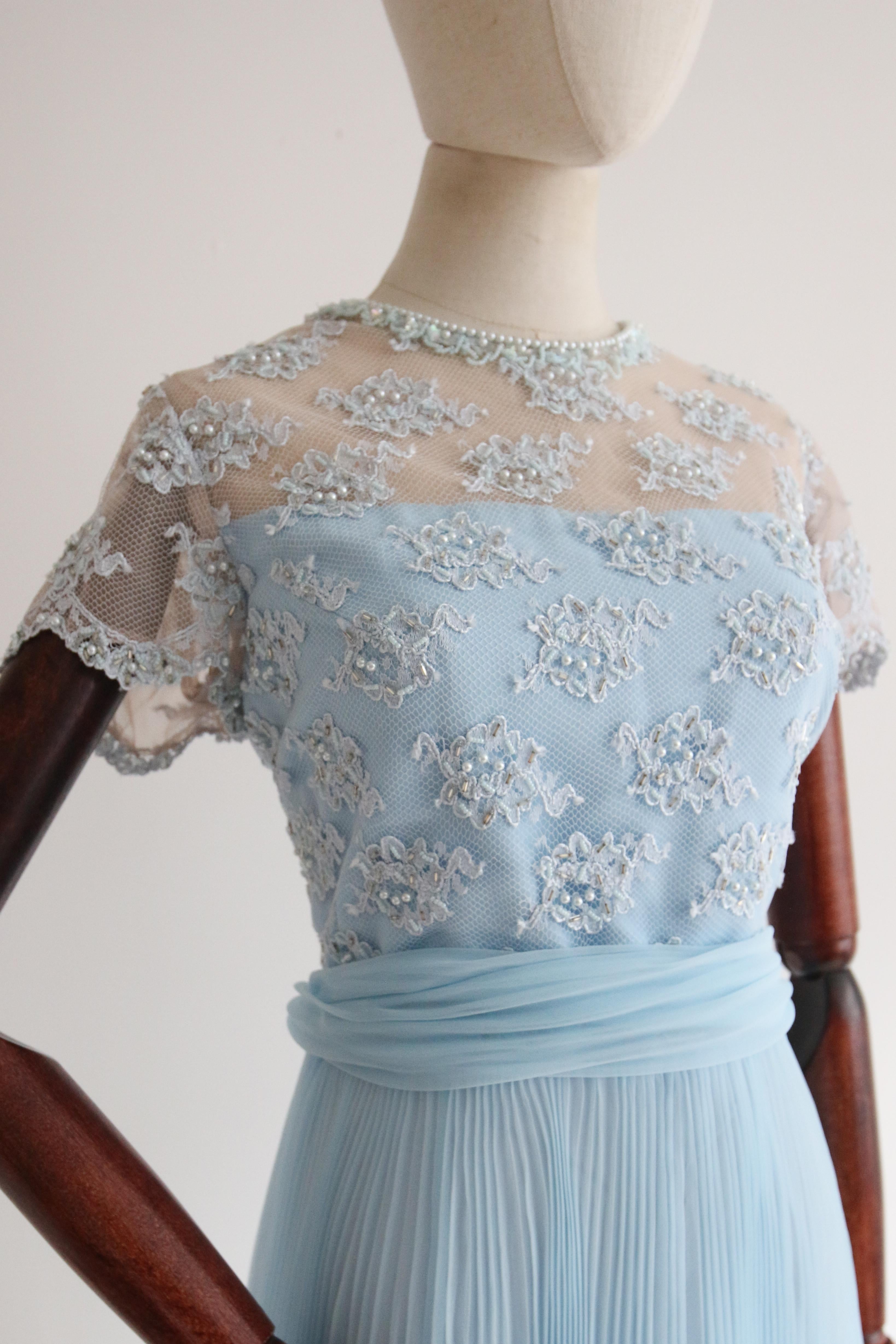 Vintage 1960's Ice Blue Chiffon and Lace Pleated Dress UK 12 US 8 For Sale 3