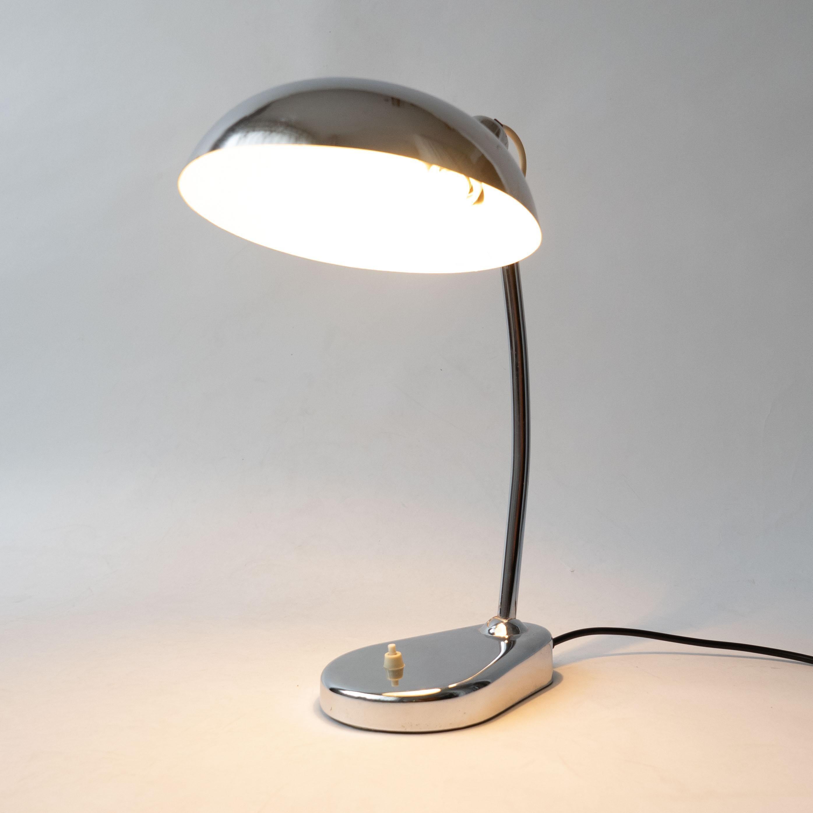 Lampe de table Seminara « Ministeriale » en métal chromé, fabriquée en Italie, années 1960 Bon état - En vente à Milano, IT