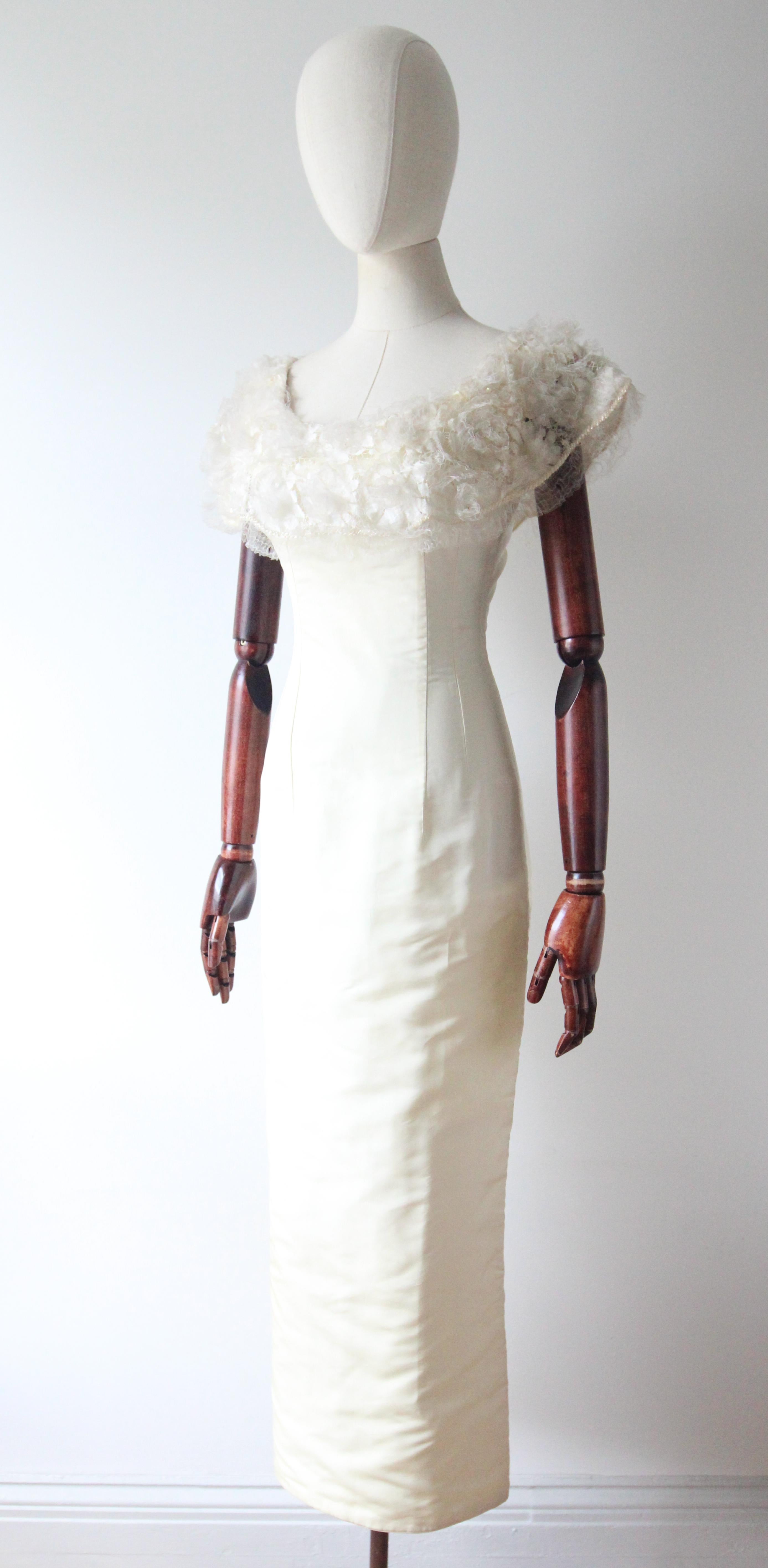 Robe de soirée vintage des années 1960 en organza ivoire et rayonne crème GB 8 US 4 en vente 2