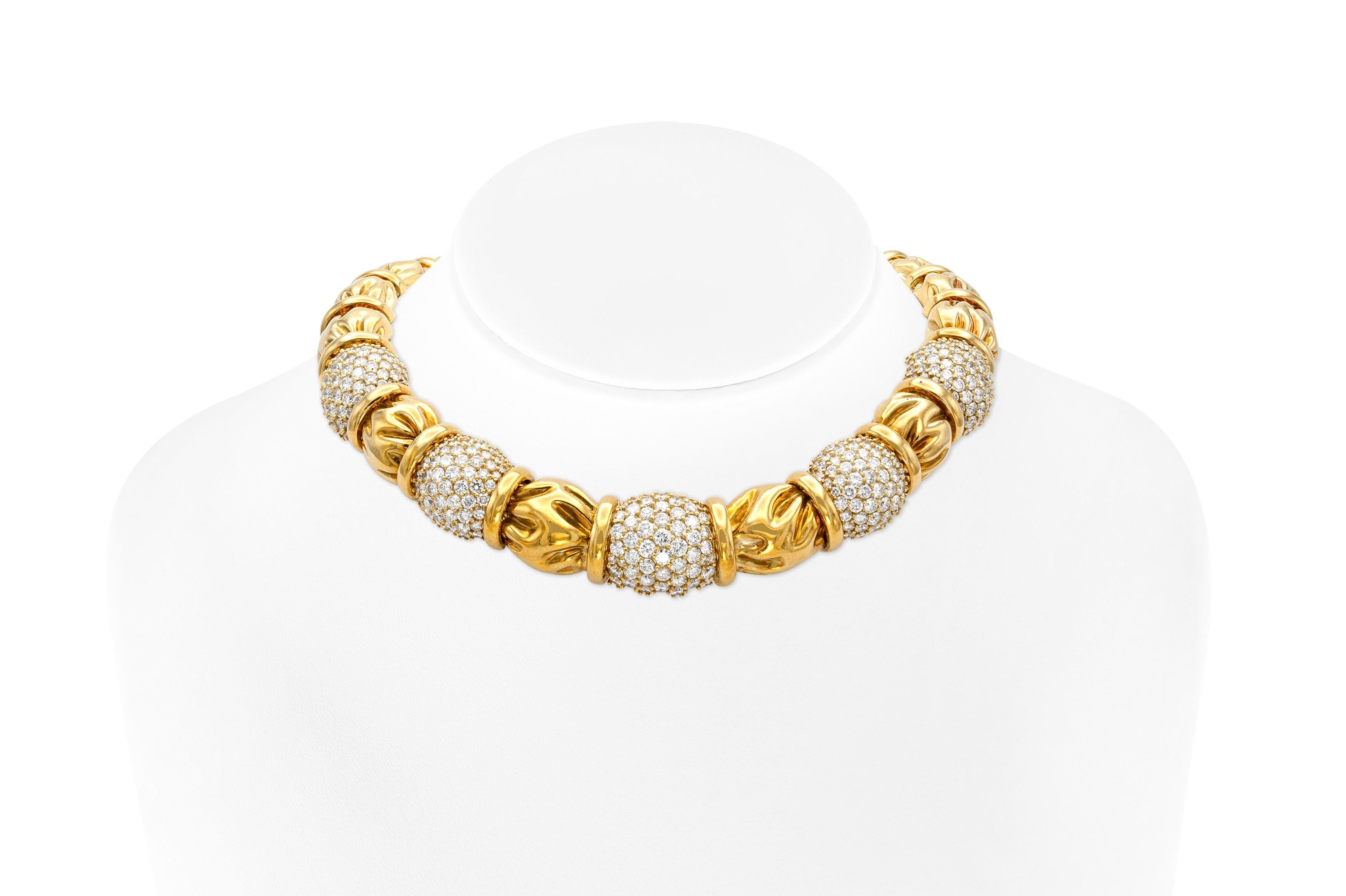 Finely crafted in 18k yellow gold with Round Brilliant cut Diamonds weighing approximately a total of 20.00 carats.
Signed by Jose Hess
Circa 1960s
15 inches long
