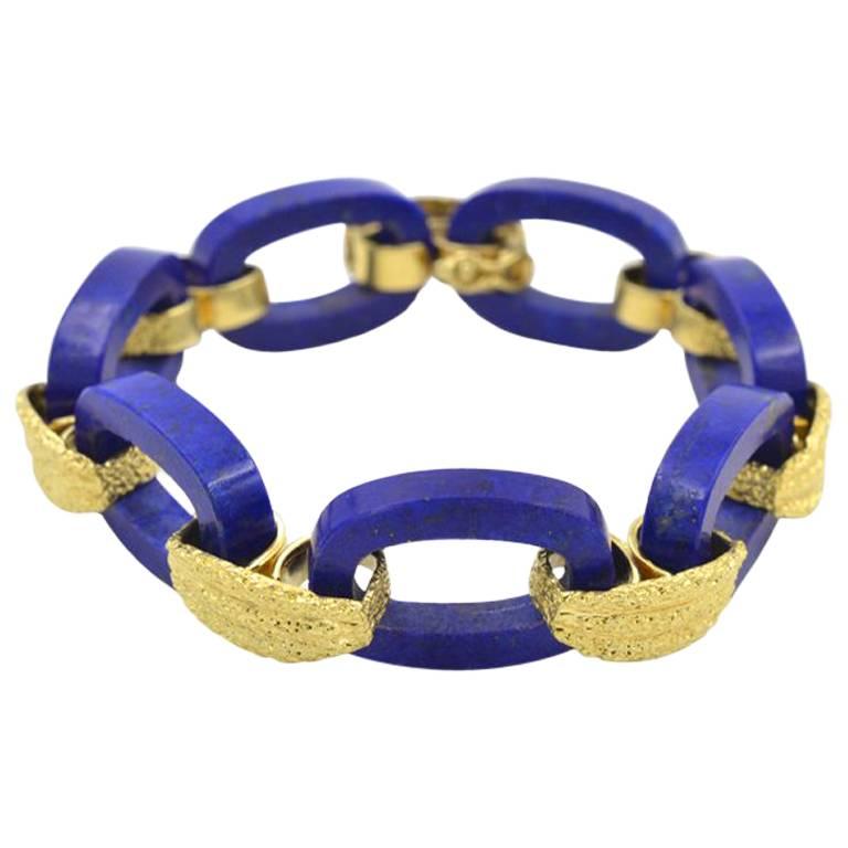Vintage 1960s Lapis Lazuli and 18 Karat Gold Link Bracelet For Sale