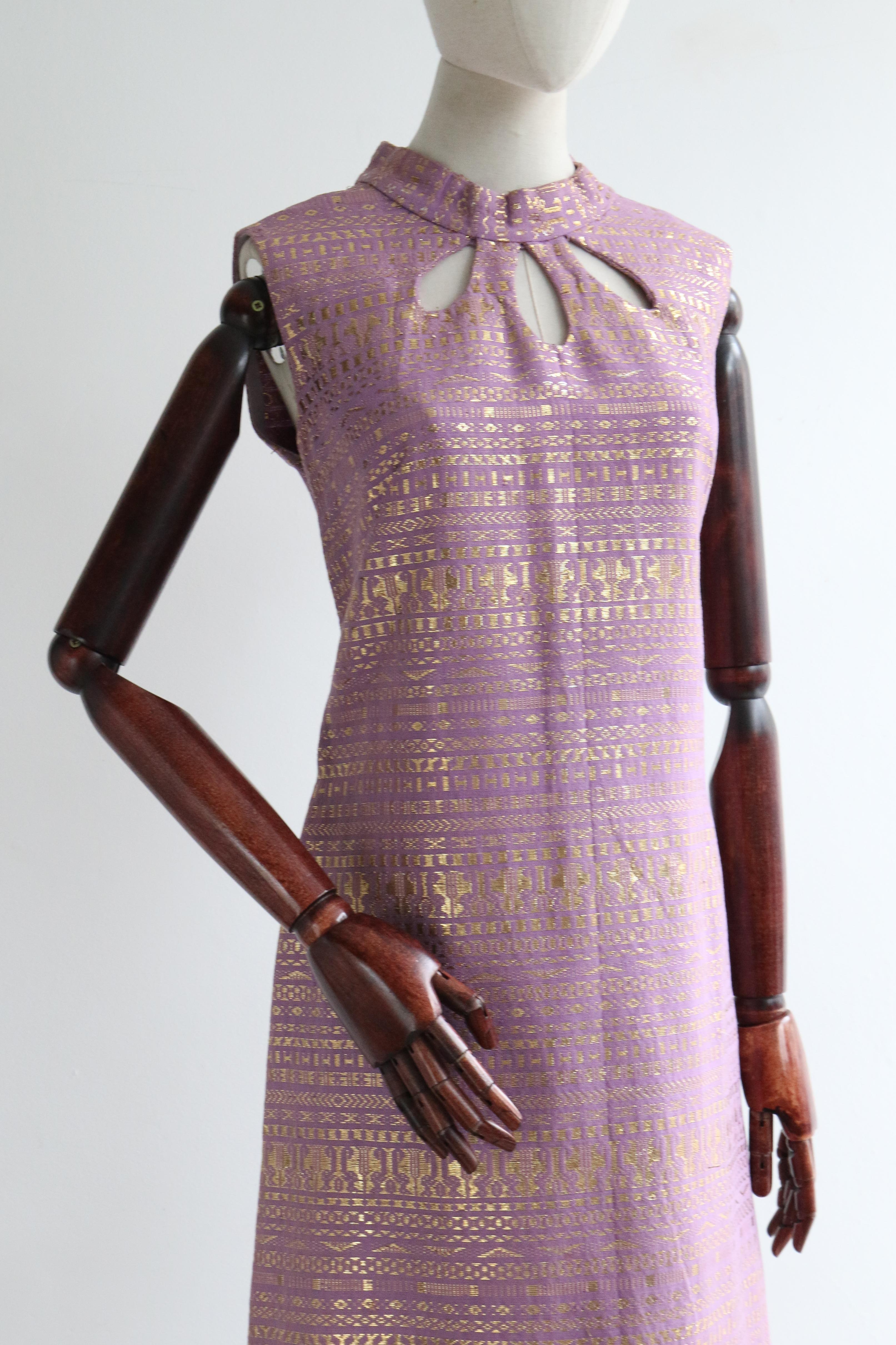 Vintage 1960's Lilac & Gold Lurex Keyhole Dress UK 12-14 US 8-10 For Sale 1