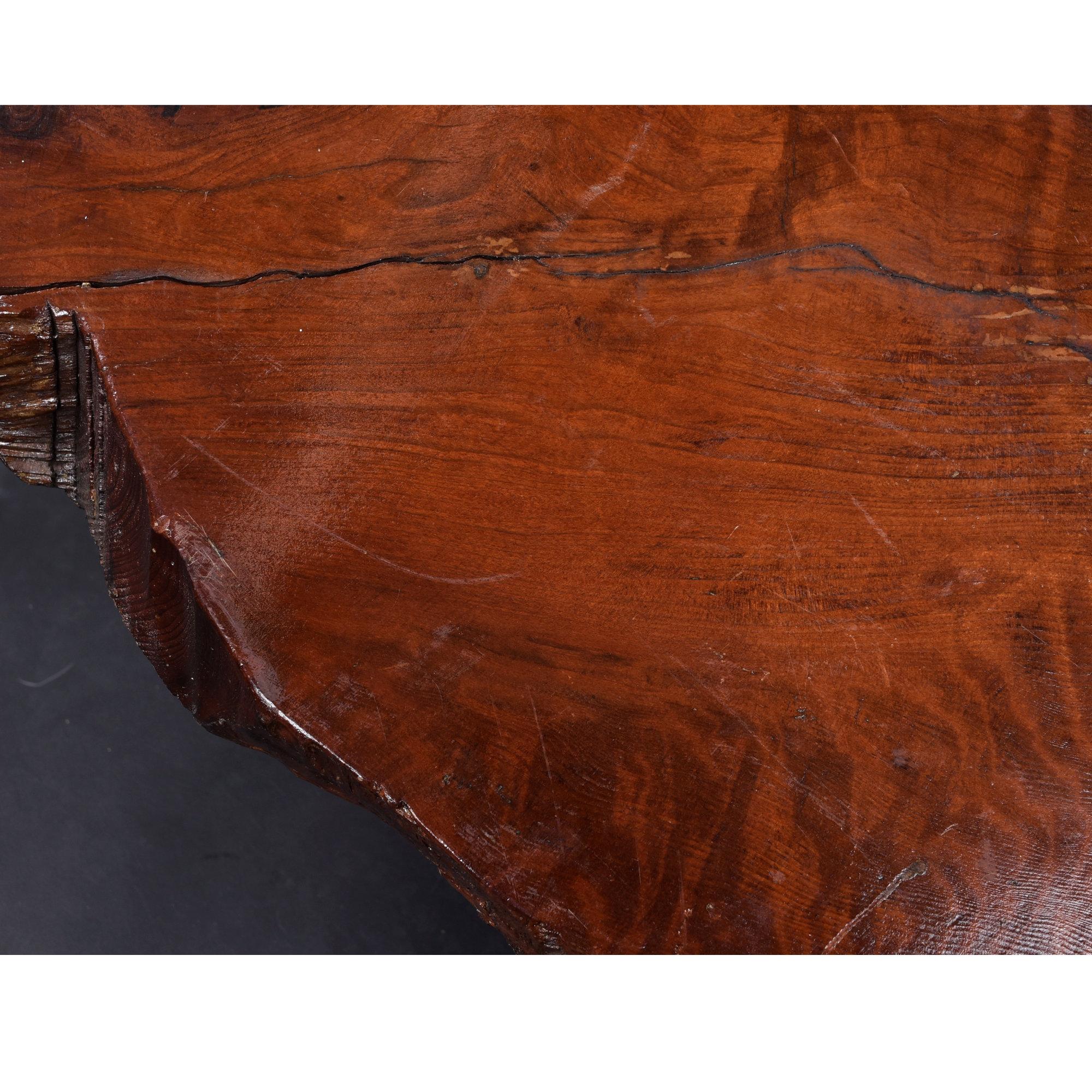 Scaffali da parete in legno rosso a spigoli vivi organici della metà del secolo 1960 in vendita 9