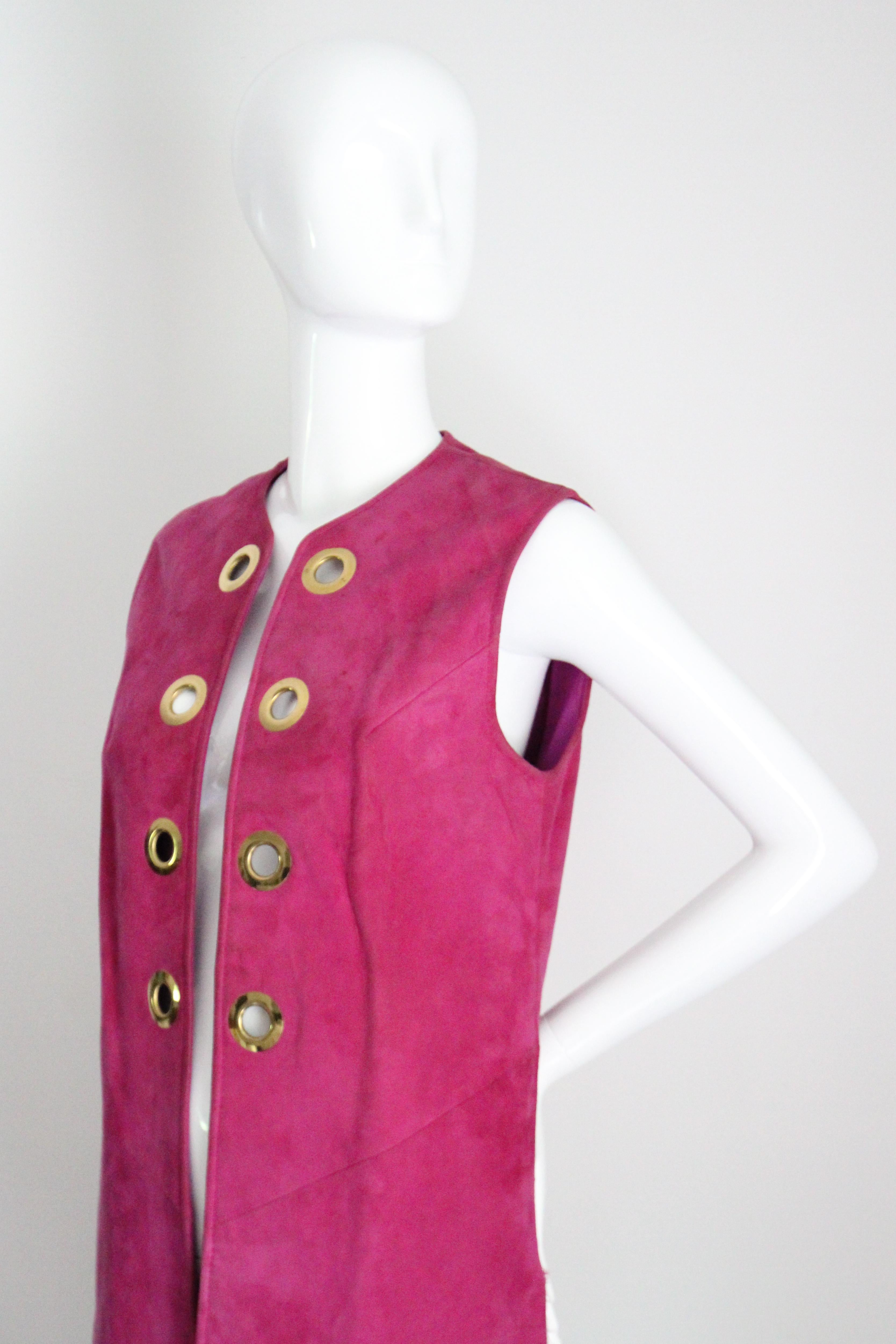 Vintage 1960's Magenta Suede Longline Waistcoat sixties suede UK 10-12 US 6-8 in vendita 2
