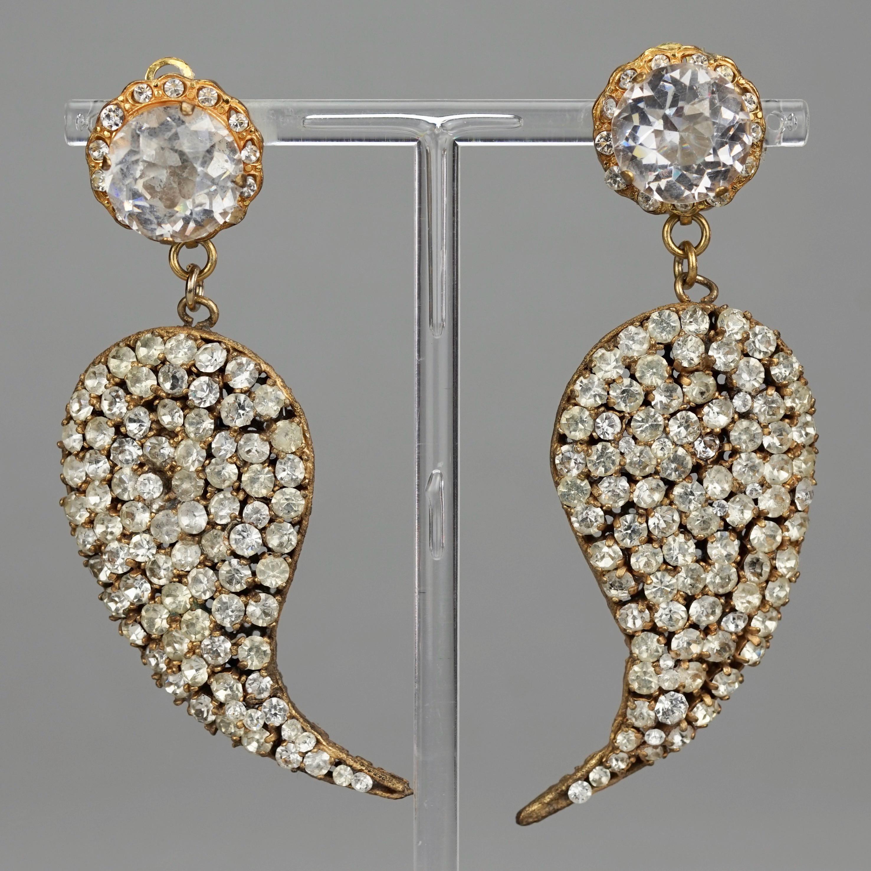 Vintage 1960s Massive Art Deco Rhinestone Dangling Earrings In Excellent Condition For Sale In Kingersheim, Alsace