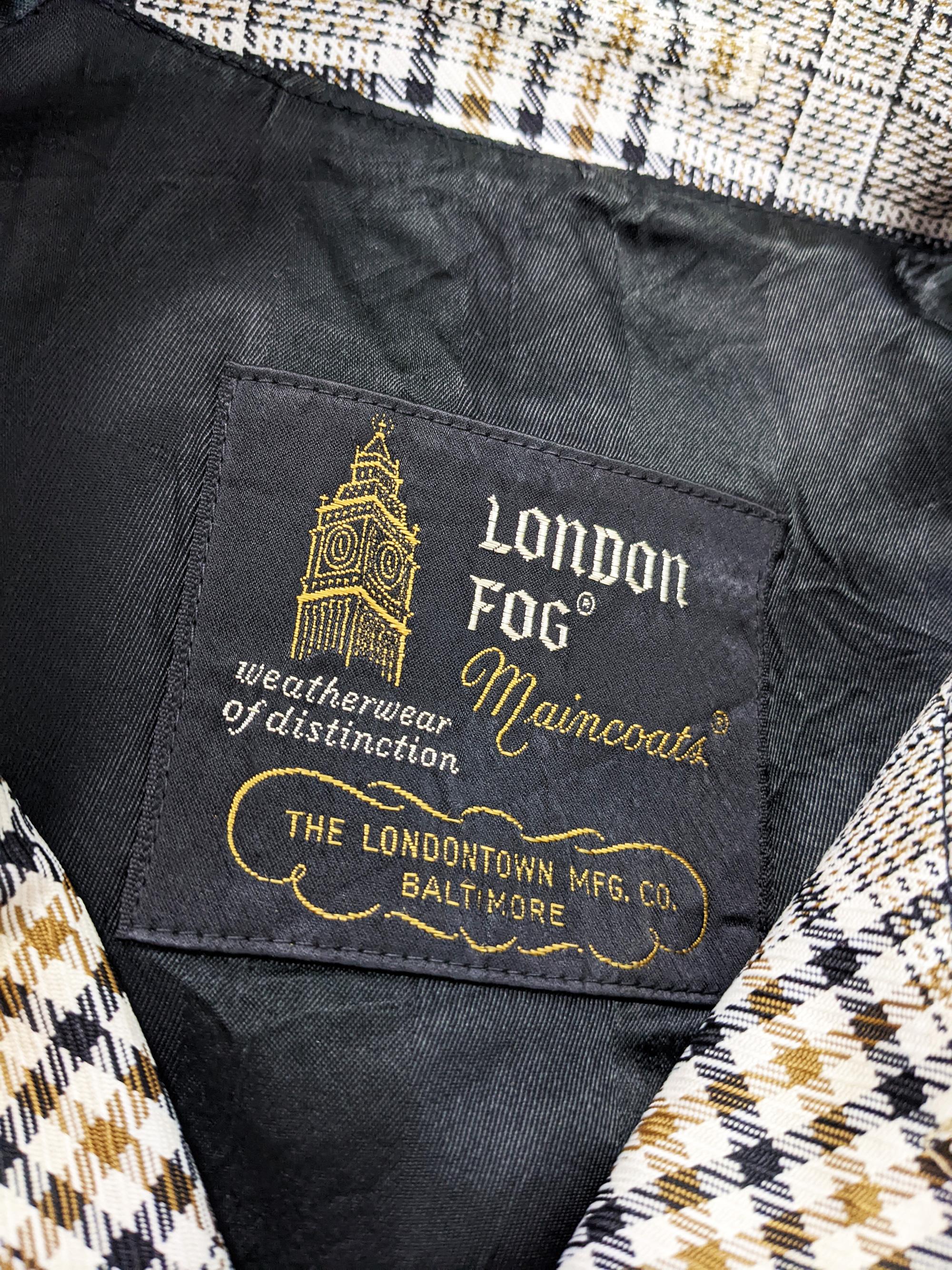 Vintage 1960s Mens Vintage Mod London Fog Checked Overcoat Coat For Sale 1
