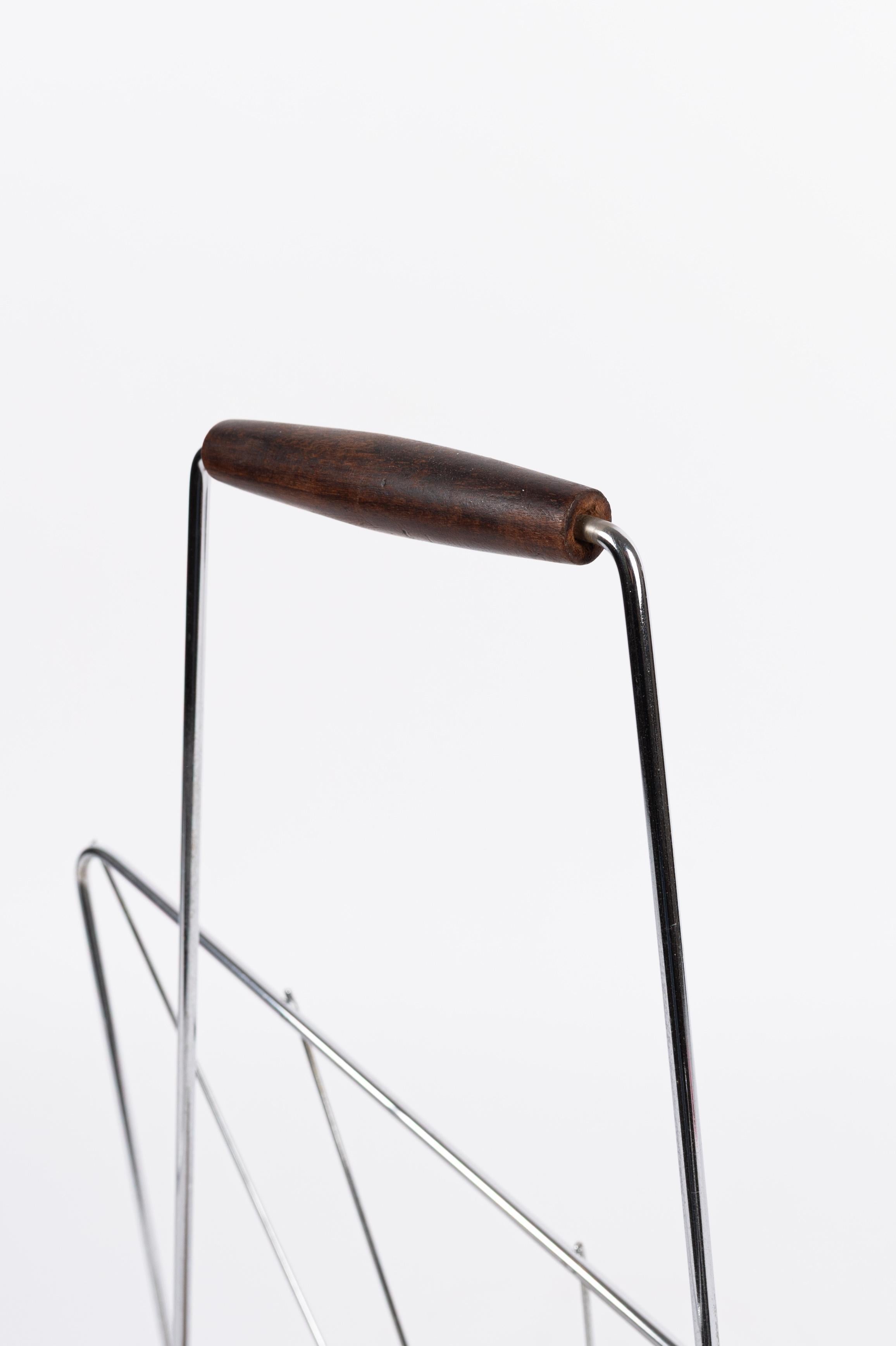 Belgian Vintage 1960s metal magazine rack For Sale