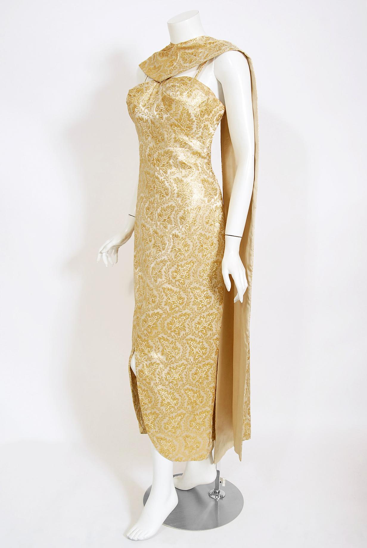 1960er Jahre Metallic Gold Brokat Abnehmbares Sanduhr-Göttin-Kleid aus den 1960er Jahren Damen