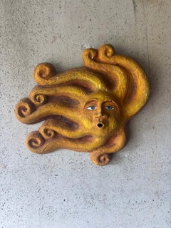 Scultura da parete a forma di sole in cartapesta, arte popolare messicana degli anni ’60