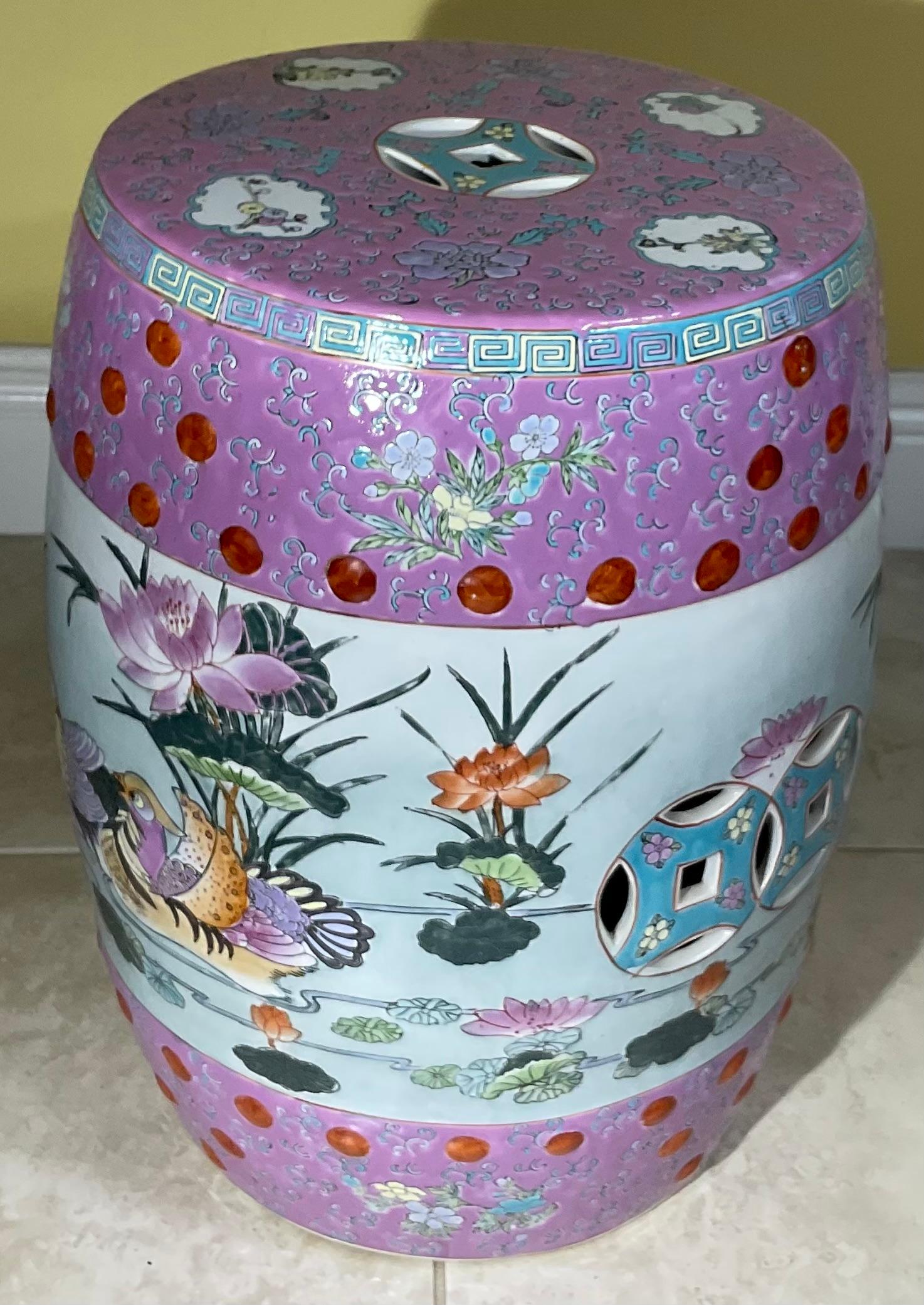 Vintage 1960s Mid-Century Chinese Famille Rose Pink Ceramic Garden Stool For Sale 1