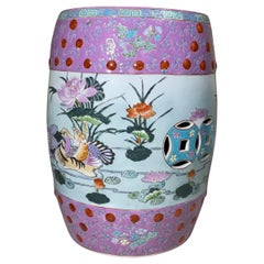 Taburete de jardín de cerámica rosa familiar china de mediados de siglo Vintage 1960