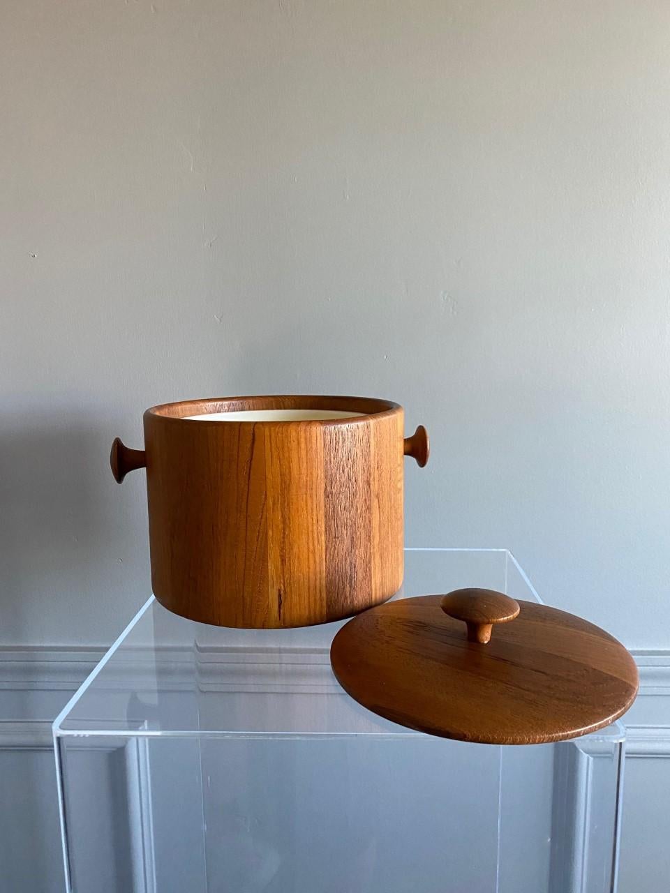 Hand-Crafted Vintage Danish 1960s Midcentury Digsmed Teak Ice Bucket