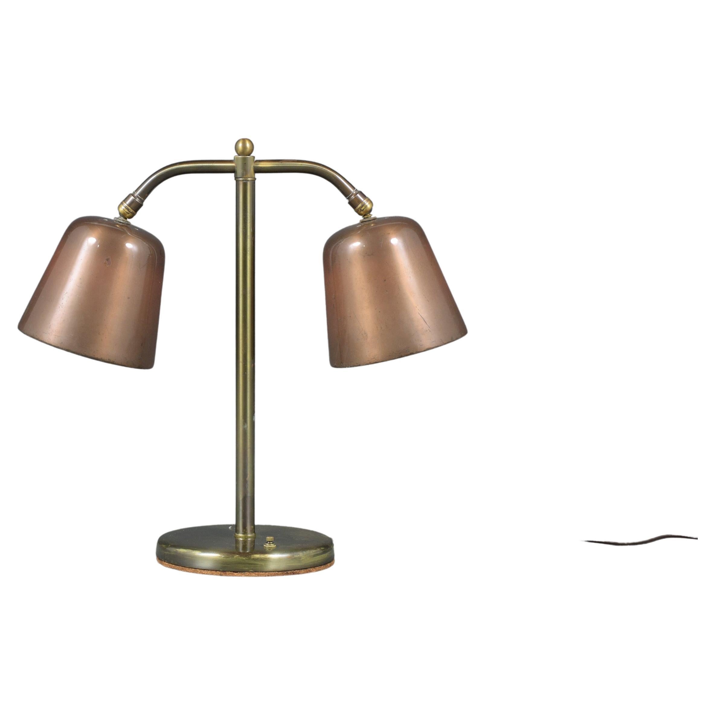 Vintage 1960s Mid-Century Modern Brass Table Lamp For Sale