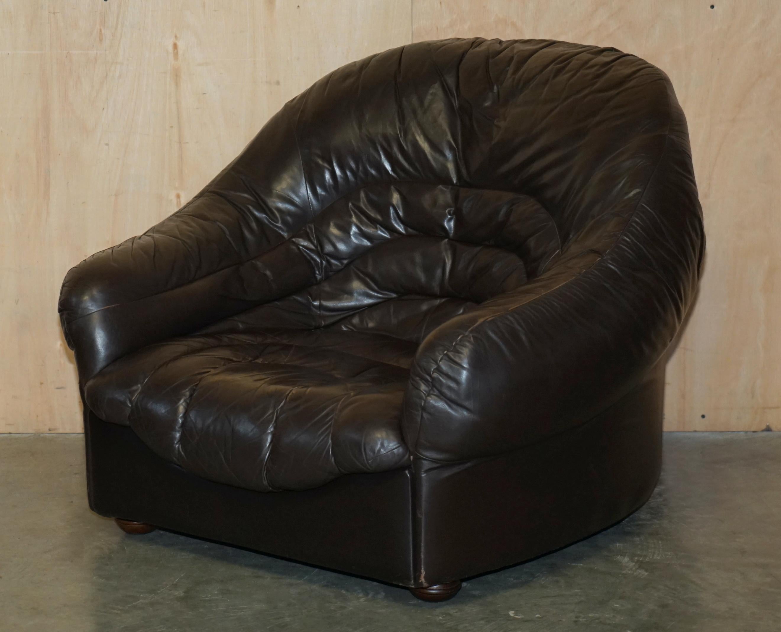 VINTAGE 1960's MID CENTURY MODERN DANISH BROWN LEATHER SOFA & ARMCHAIR SUITE For Sale 4