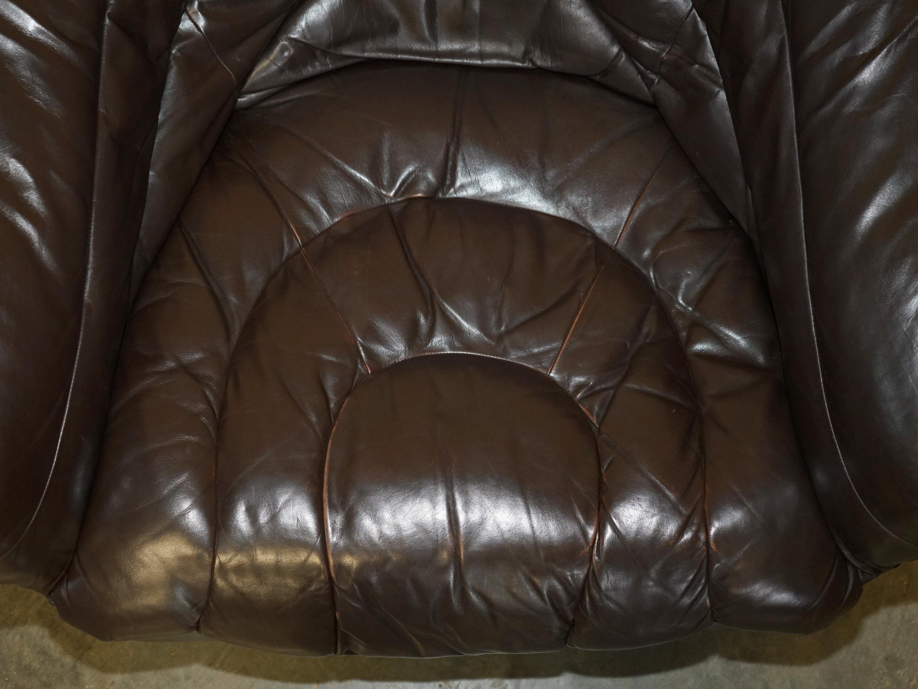 VINTAGE 1960's MID CENTURY MODERN DANISH BROWN LEATHER SOFA & ARMCHAIR SUITE For Sale 11