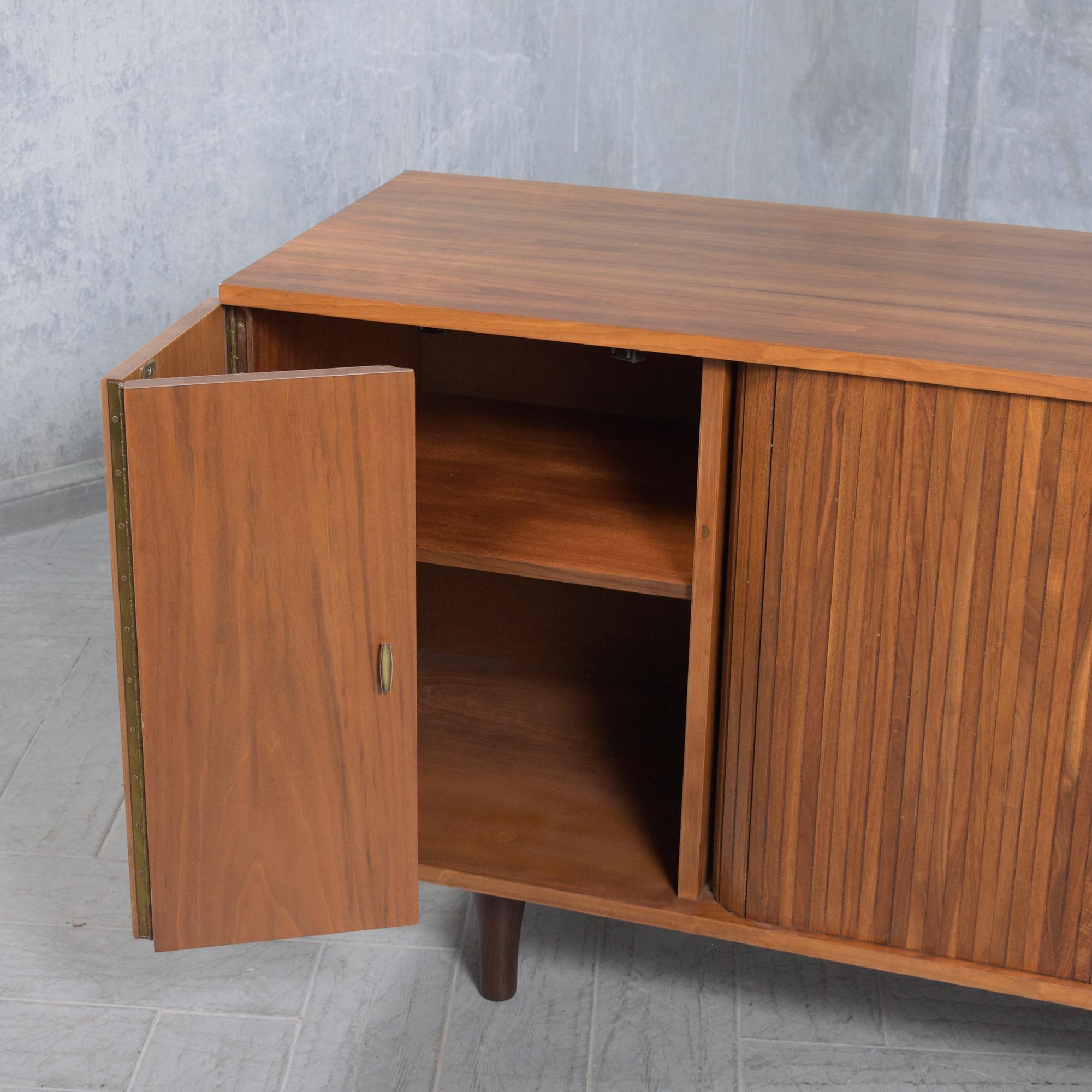 1960s Mid-Century Modern Walnut Credenza with Tambour Doors and Storage For Sale 1