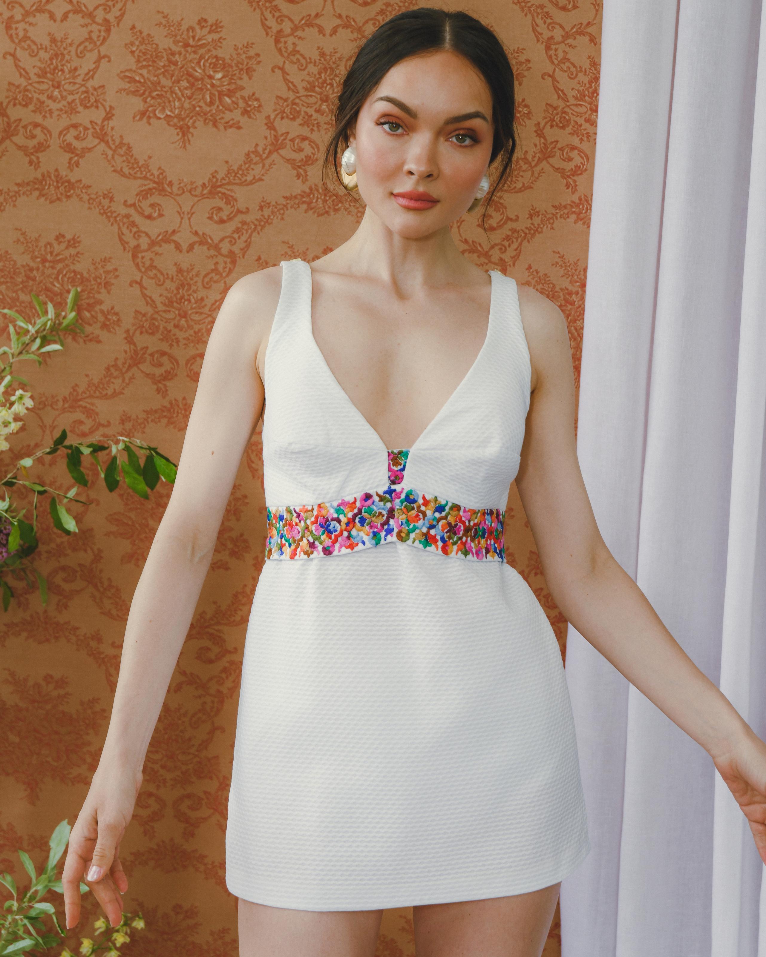 Vintage 1960s Minidress With Floral-Embroidered Belt And Matching Bloomers In Good Condition In New York, NY