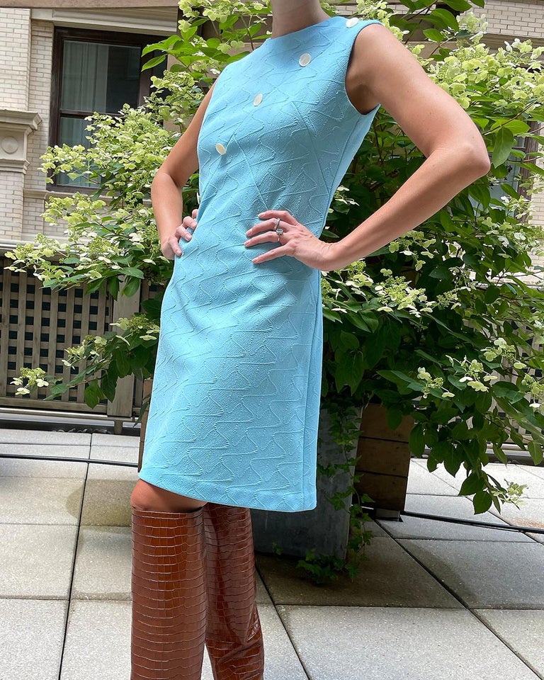 VINTAGE 1960s MOD SHIFT DRESS at 1stDibs | crimplene dress, 1960 shift dress,  1960s shift dress