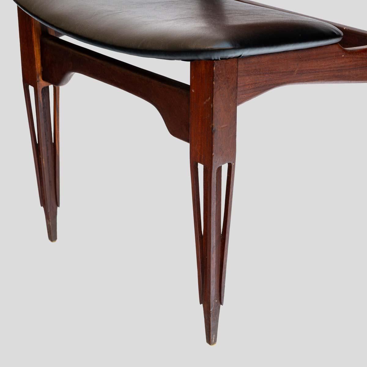 Vintage 1960s Modernist Set of 6 Chairs Italian Design by Fratelli Proserpio For Sale 4