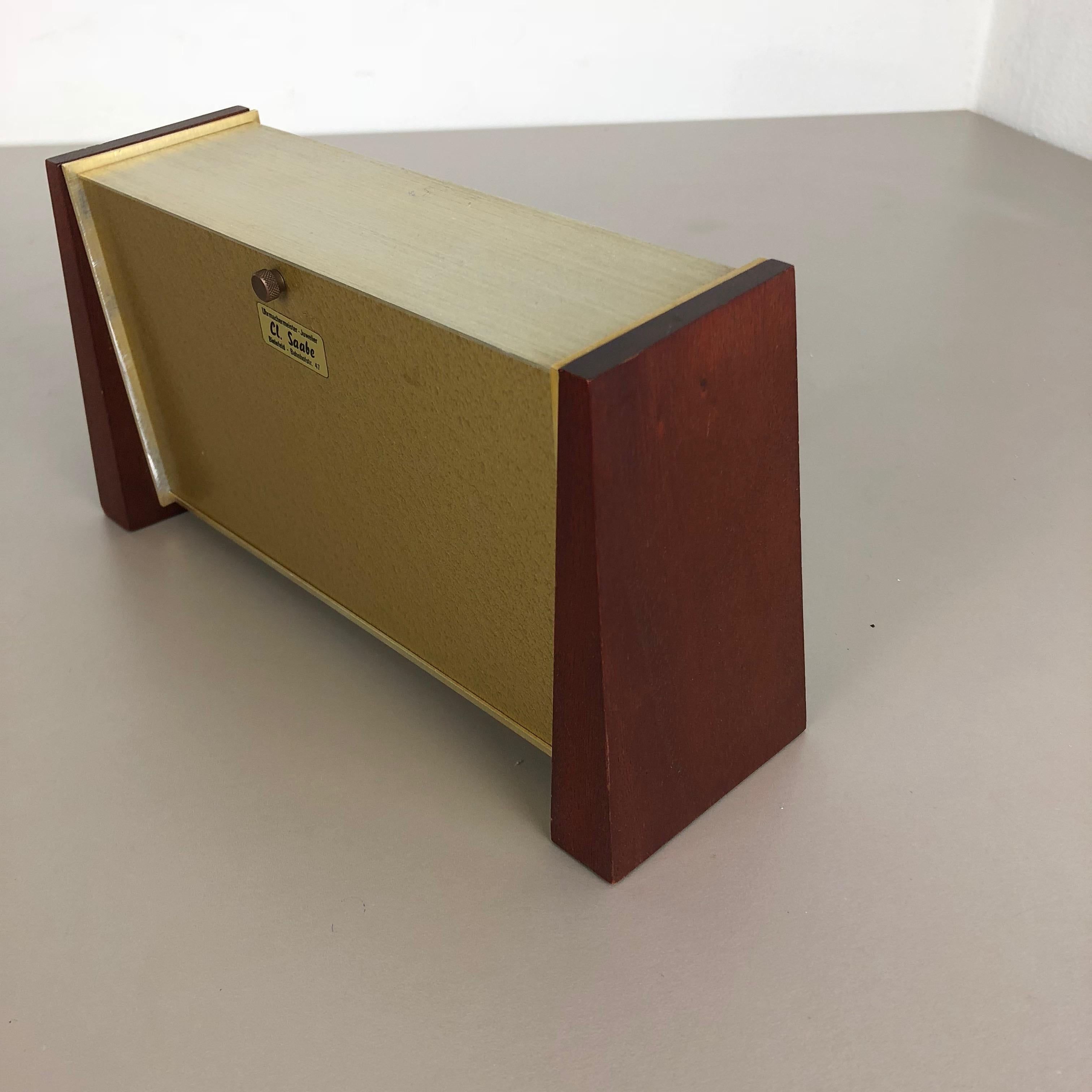 Modernistische Vintage-Tischuhr aus Holz und Teakholz und Messing von Dugena, Deutschland, 1960er Jahre im Angebot 3