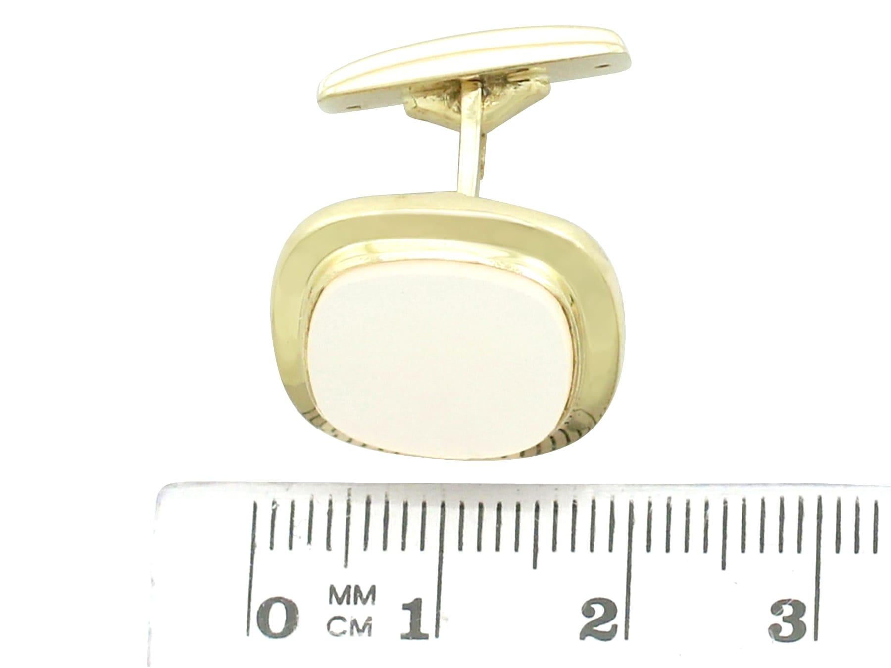 1960s Mother of Pearl Yellow Gold Cufflinks For Sale 2