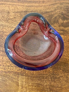 Vintage 1960s Murano Style Blown Glass Bowl - Raspberry Biomorphic