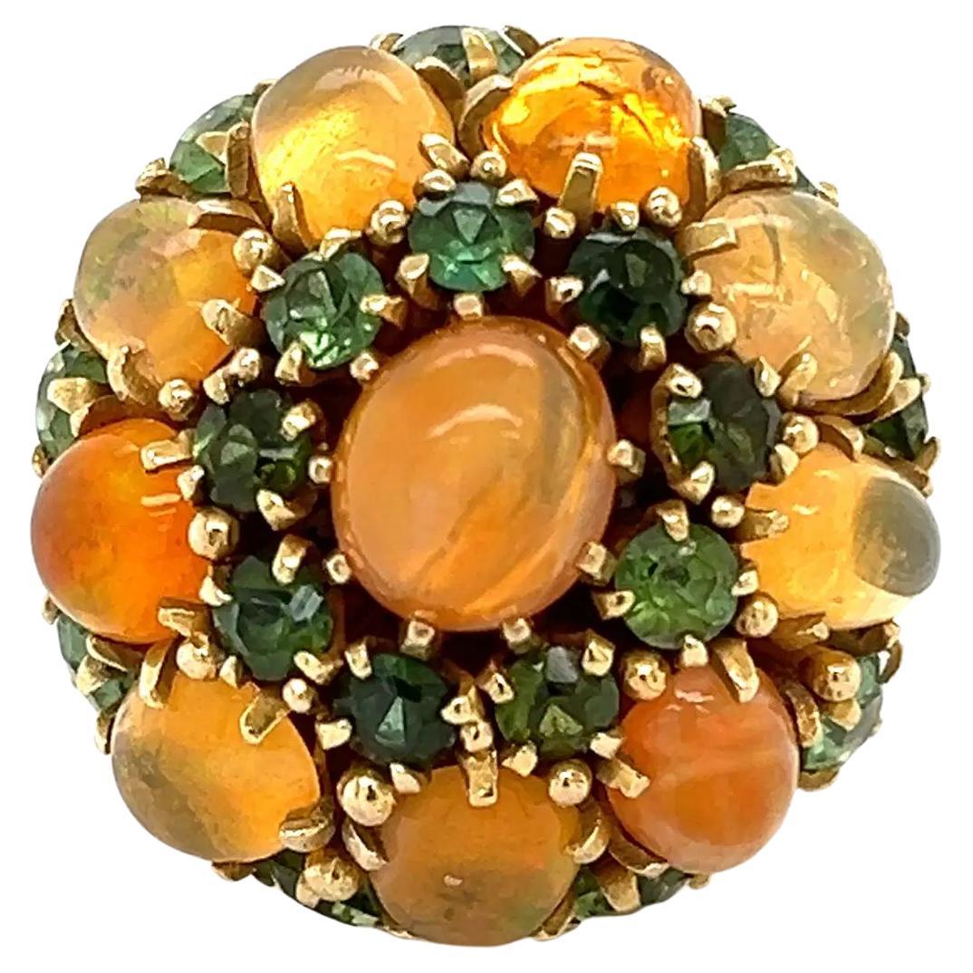 Vintage 1960s Natural Ethiopian Opal and Green Tourmaline Gold Bombay Ring en vente