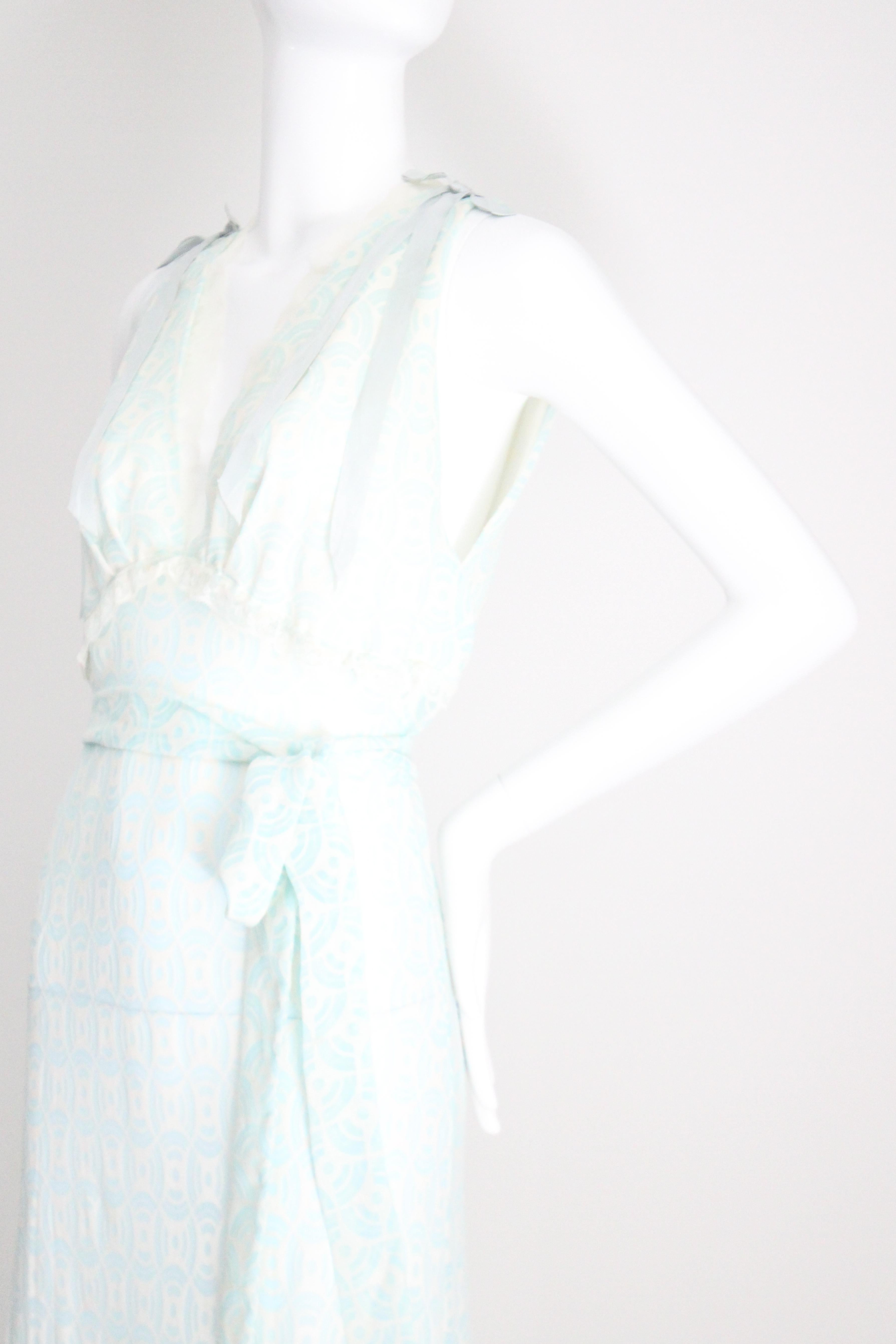 Vintage 1960's Nachthemd Art Deco 1960's Lingerie Nachthemd UK 10-12 US 6-8 im Angebot 2