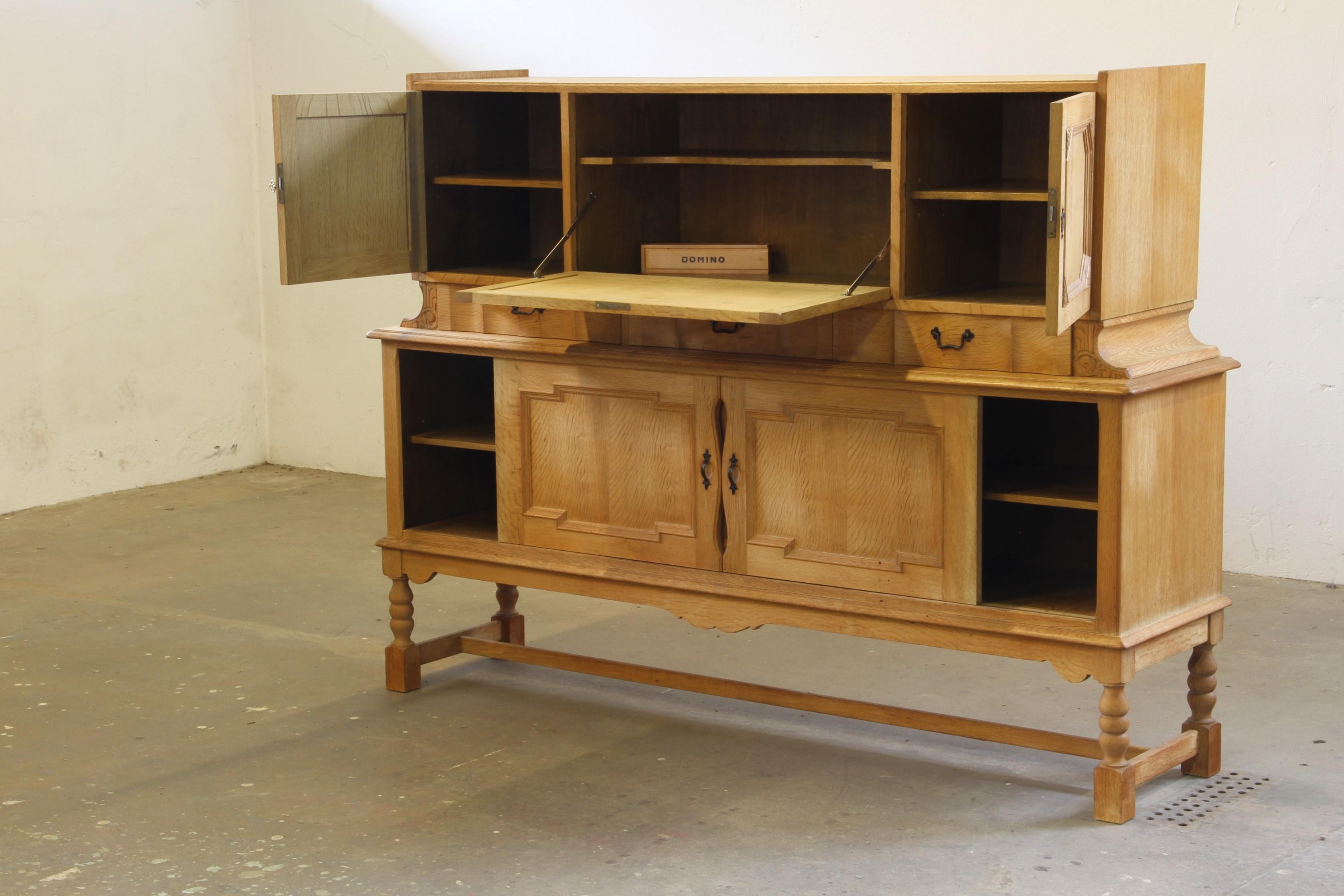 Vintage 1960s Oak Cabinet - Cupboard Style of Danish Design Henning Kjærnulf For Sale 11