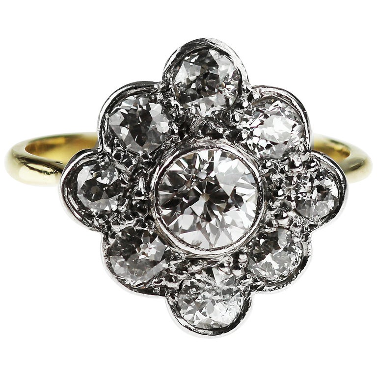 Vintage 1960s Old European Cut Diamond Cluster Ring in 18ct Gold & Platinum For Sale