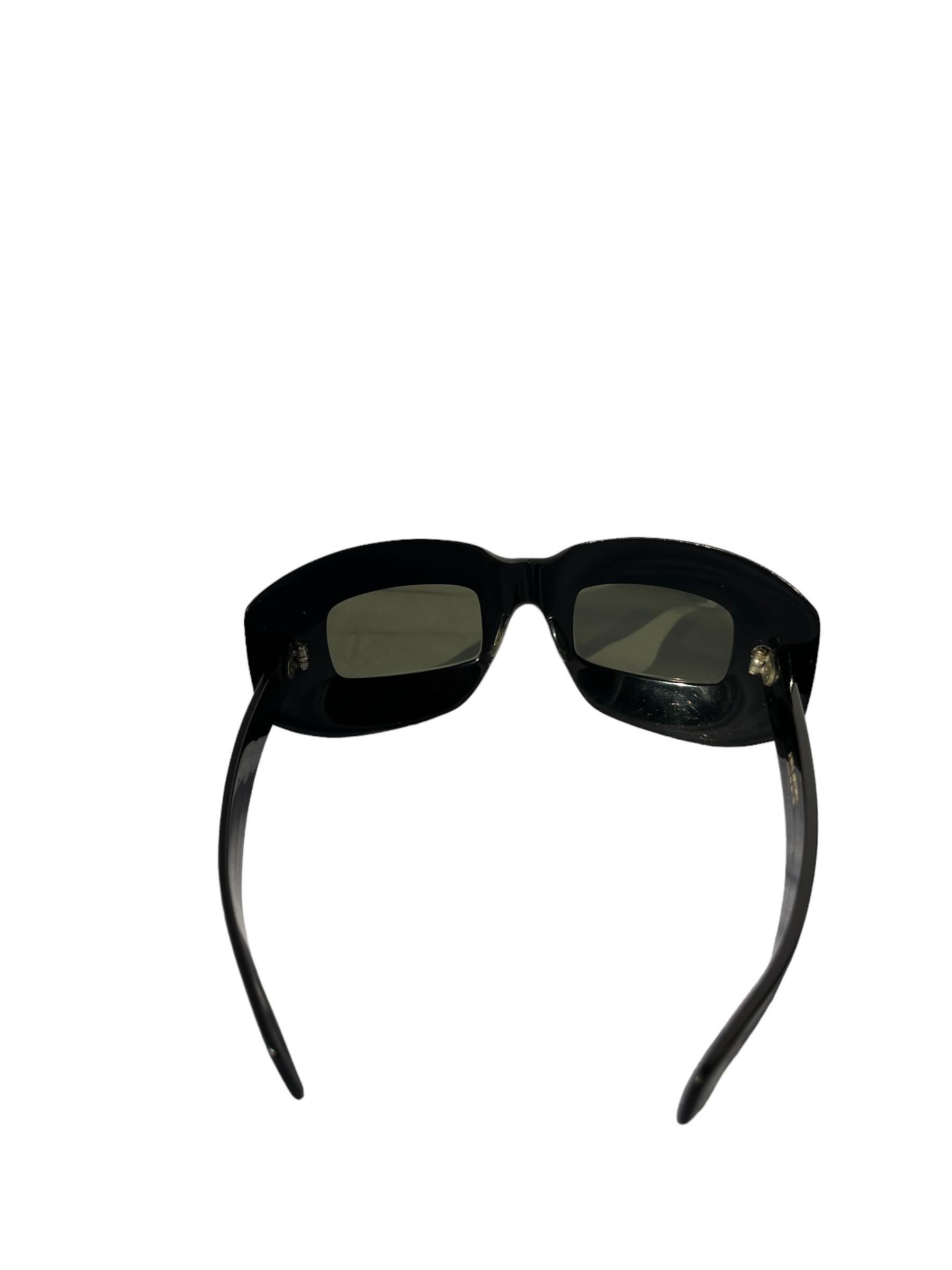 Women's or Men's Vintage 1960s Oliver Goldsmith Mod Black Sunglasses  For Sale