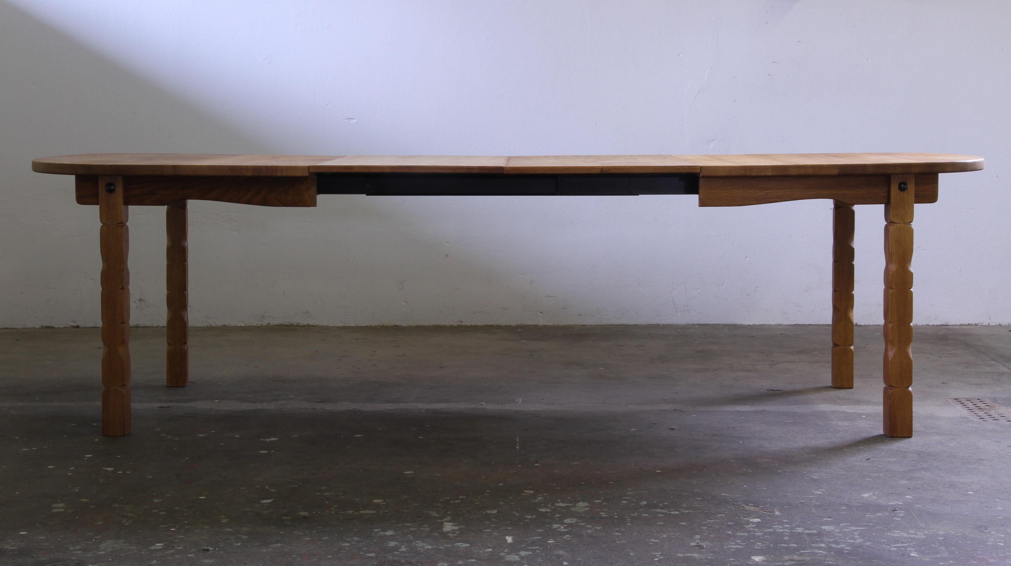 Vintage 1960s Oval Brutalist Danish Extending Oak Dining Table Style of Kjærnulf For Sale 13