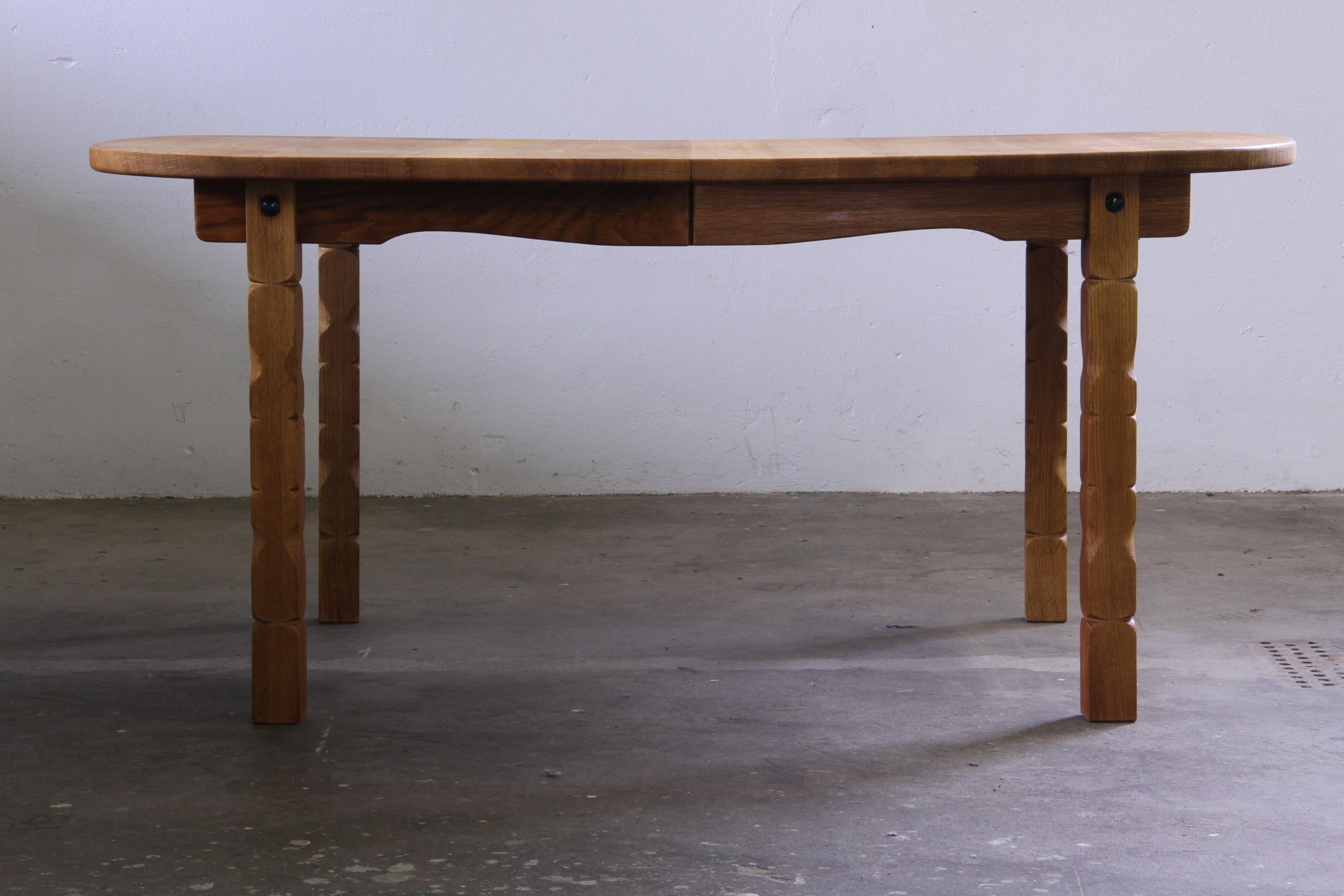 Mid-20th Century Vintage 1960s Oval Brutalist Danish Extending Oak Dining Table Style of Kjærnulf For Sale